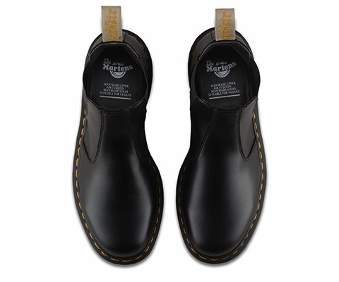 Padded collar 2976 Vegan Chelsea Boot in Black from Dr. Martens