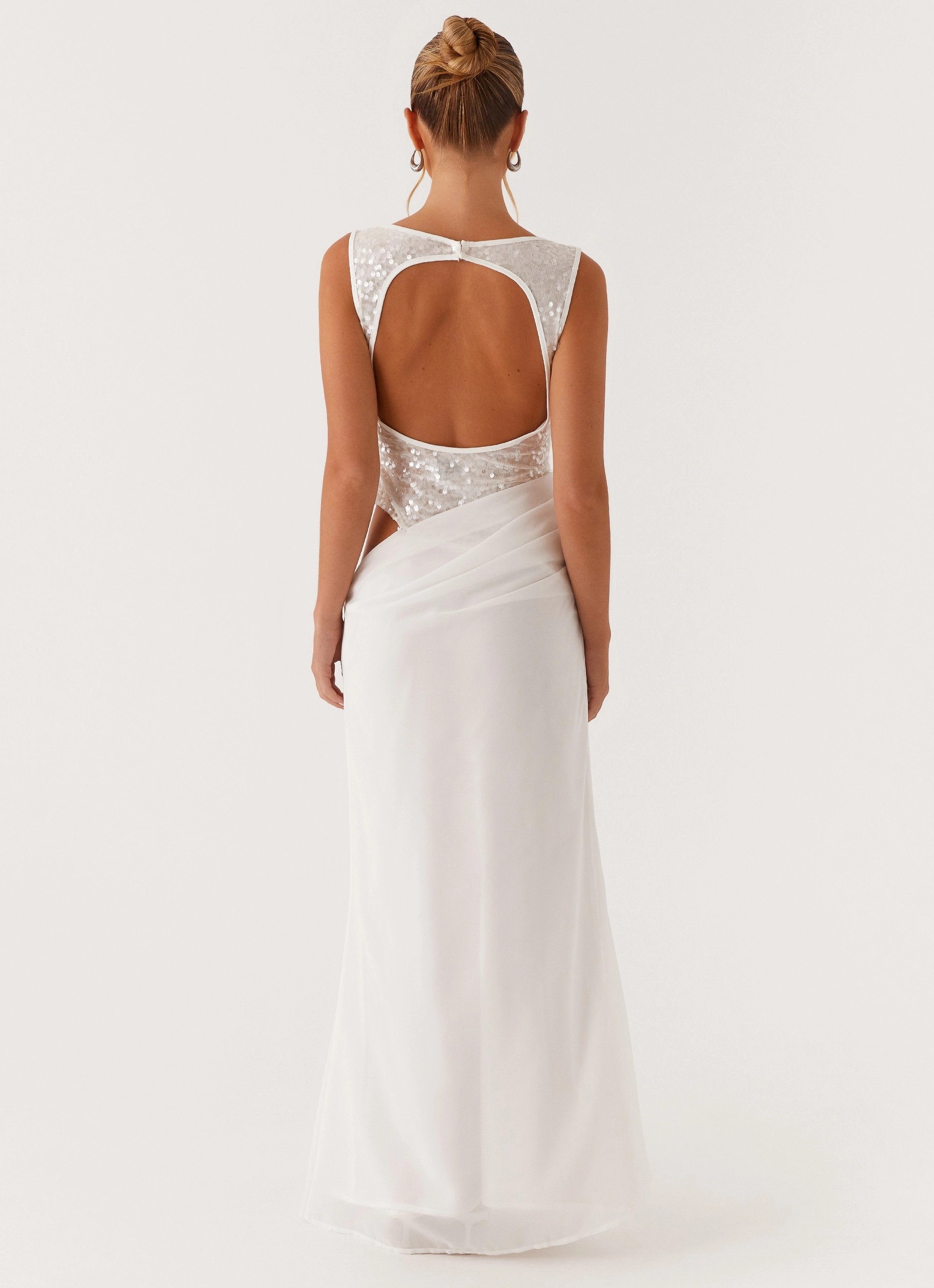 Above Ground Sequin Maxi Dress - White Soft Outfit Breathable Style