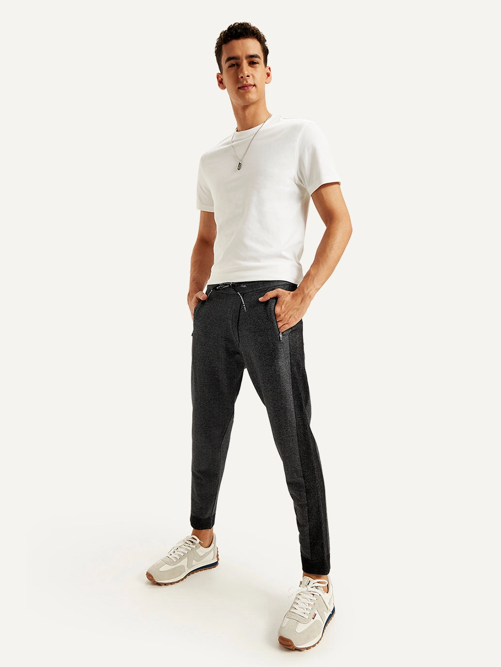 Relaxed Lines ripstop fabric Men's Black Jogger Trousers