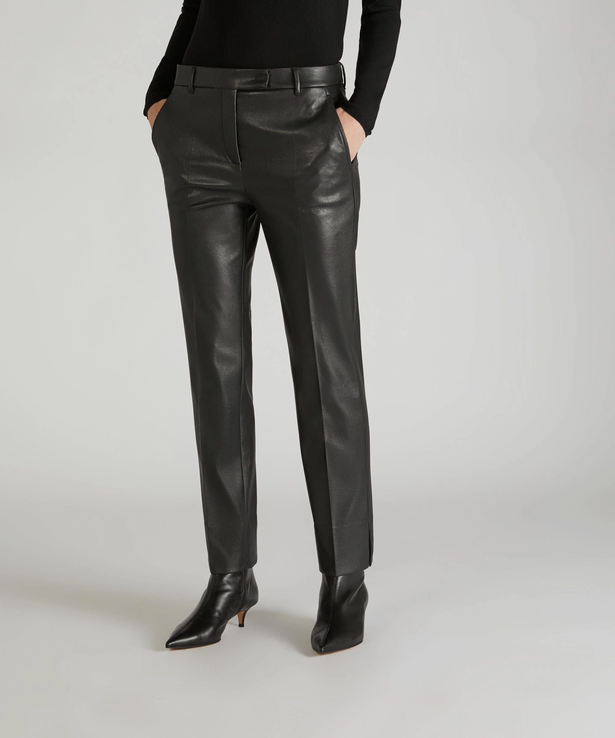 Modern Design Slim-fit trousers in stretch faux leather