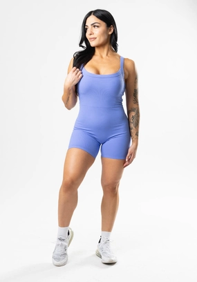 CloudRib? Strappy Sculptseam? Shortsuit High Dive Preppy look