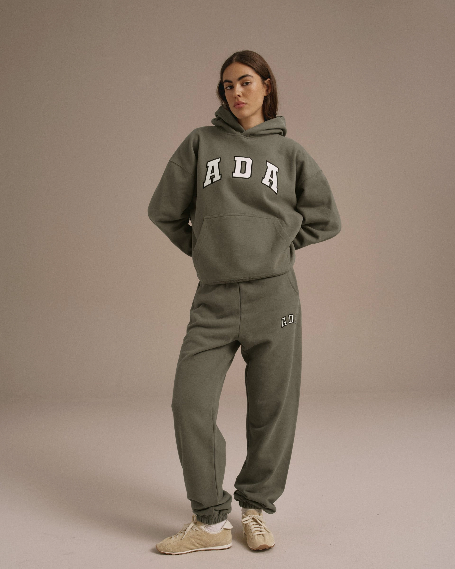 ADA Sweatpants - Olive Green Quick Access Zippers