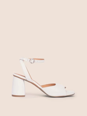 Custom made Flattering Walk Malaga White Heel