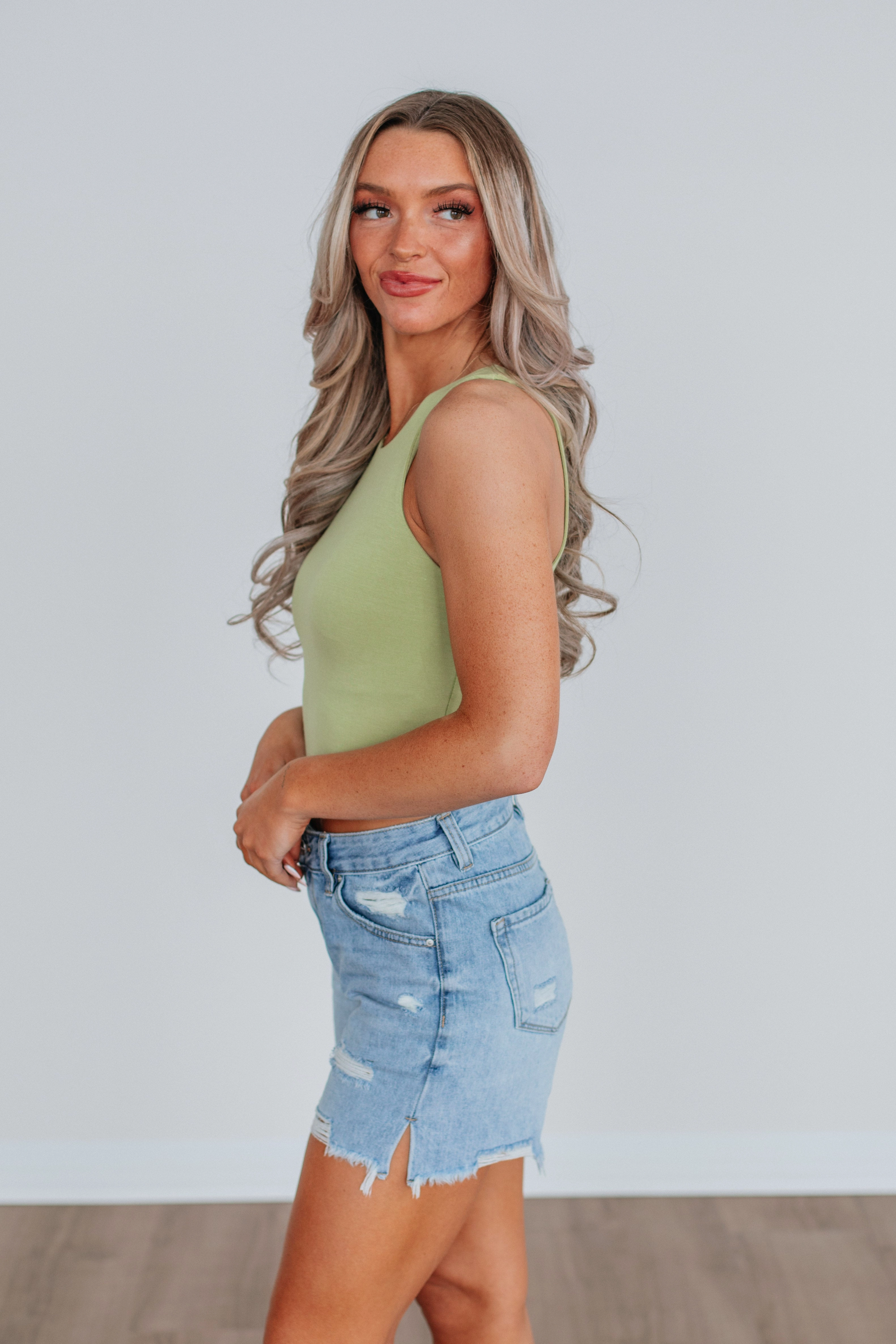 pre war preparation Angelina Basic Tank - Avocado