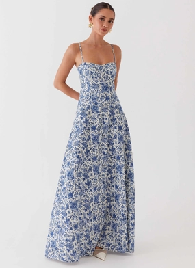 Minimalist Look Angelina Linen Maxi Dress - Blue Paisley