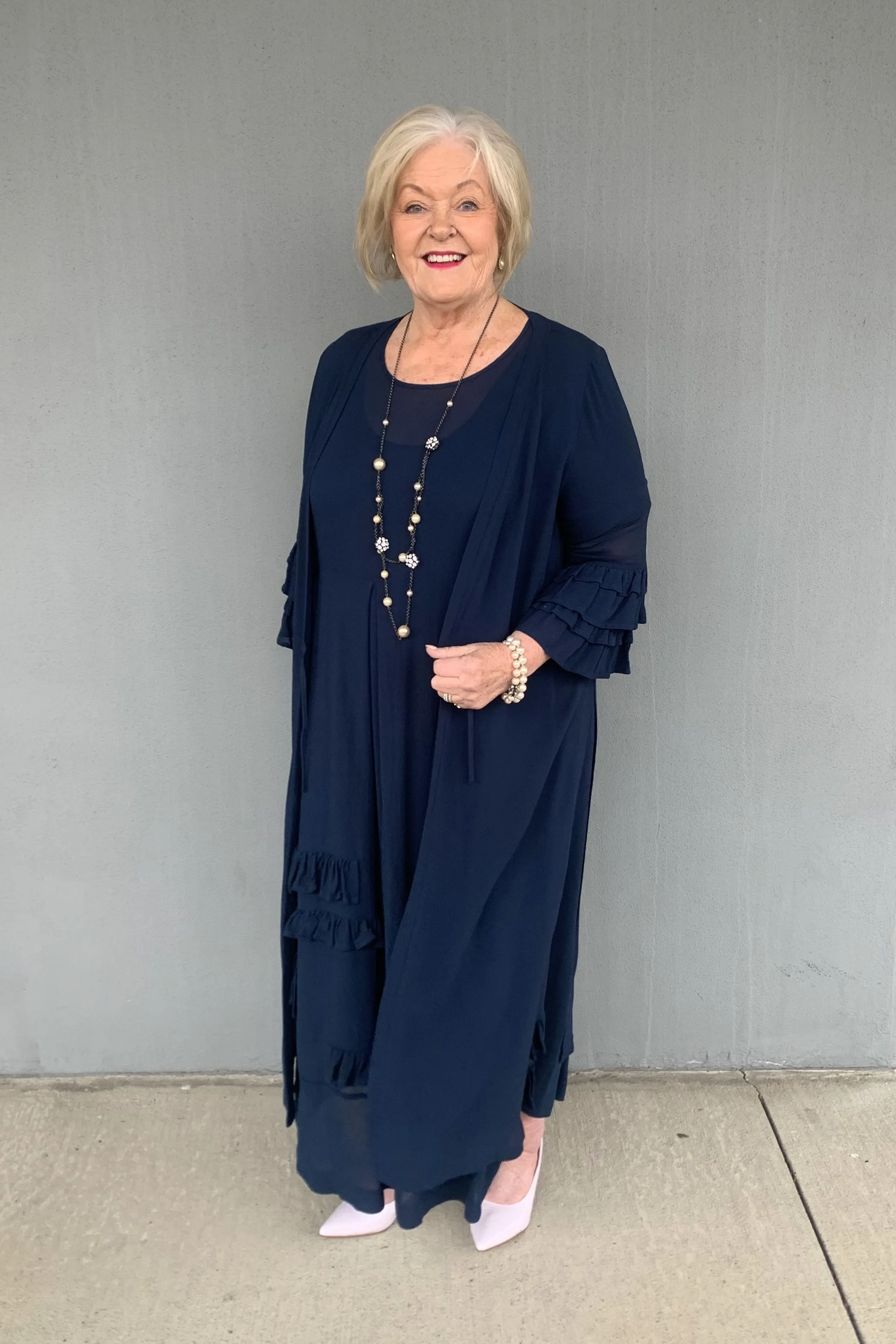 Niovara - 1084-001 Ruffle Kimono Ergonomic Shoulder Fit Weatherproof Zippers