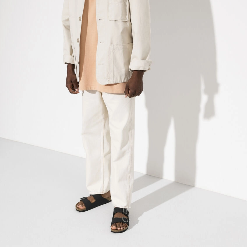 Strap Sleek Sandals for Men Arizona in Black from Birkenstock