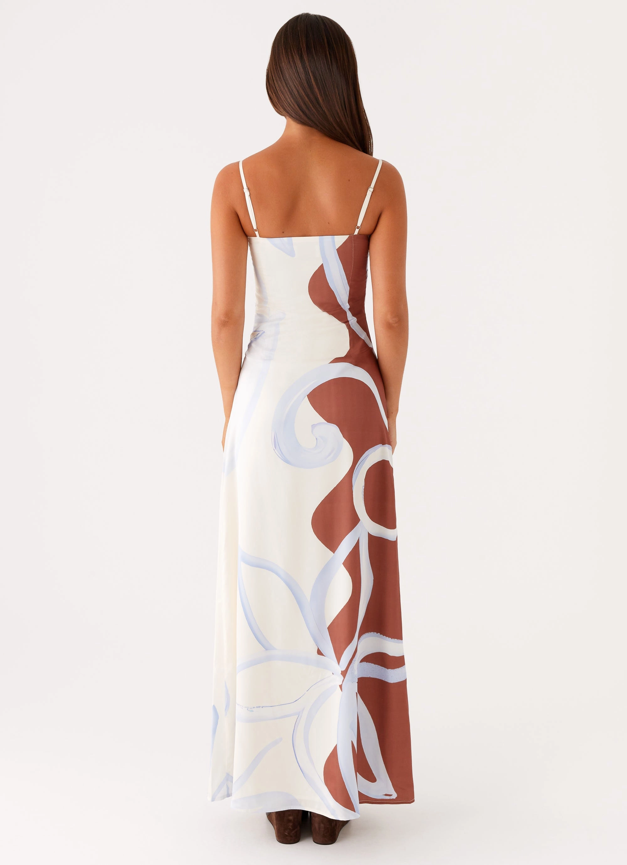 Sleek Appearance Aster Bloom Maxi Dress - Bloom Wave Print