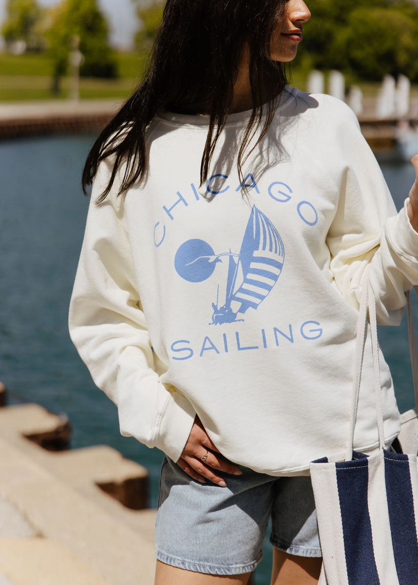 Comfortable Fit Design Chicago Sailing Classic Crew Sweatshirt