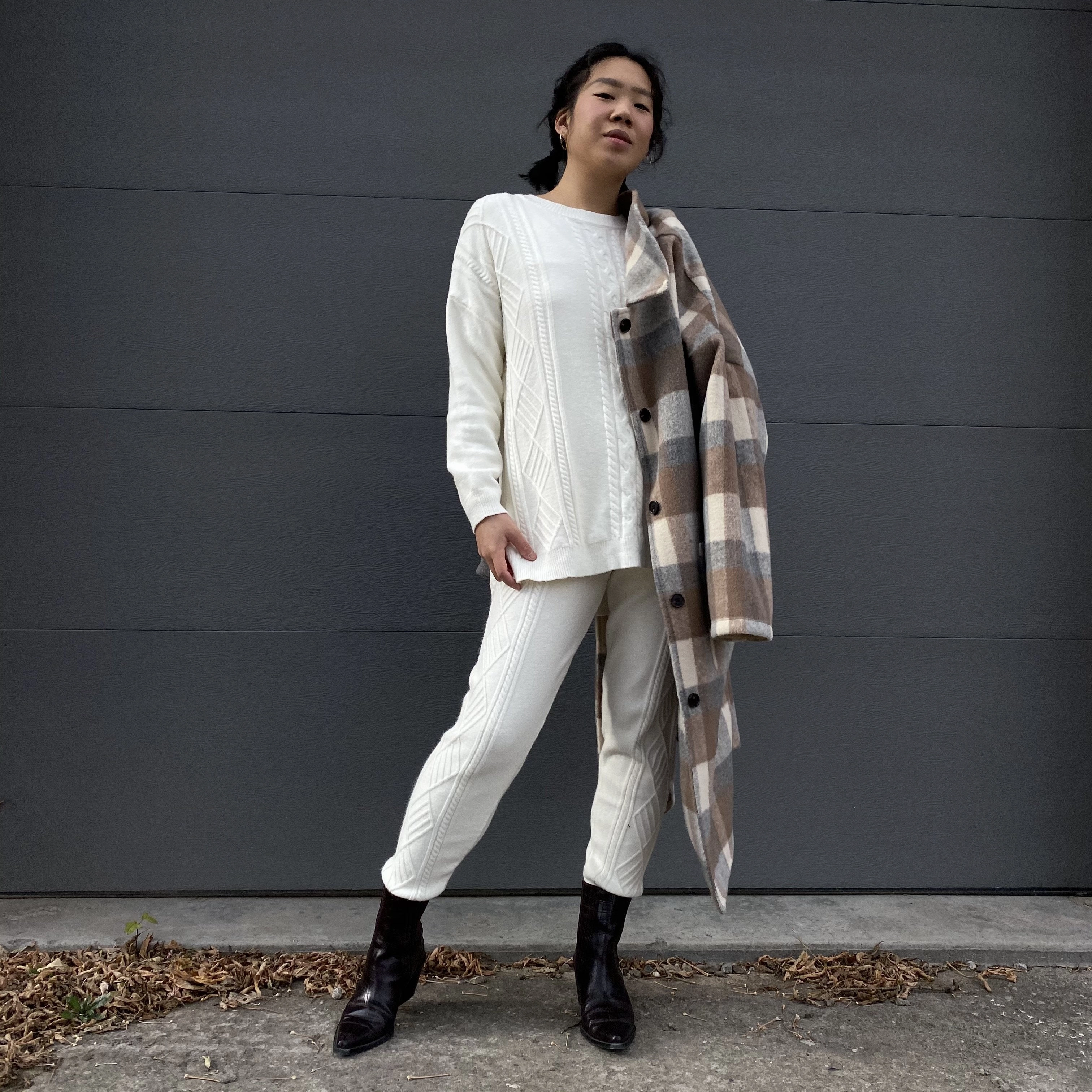 Loose Weave BECKY Detail Knit Sweater