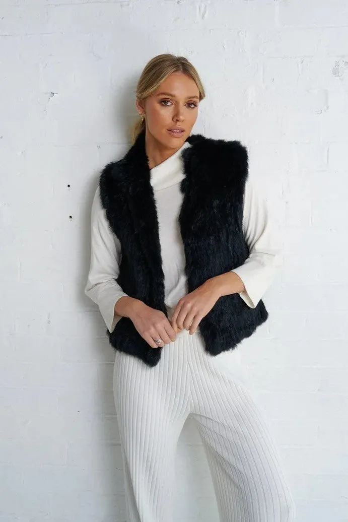 Minimalist Pocket Layout Birds of a Feather - LLF30V Neeve Vest