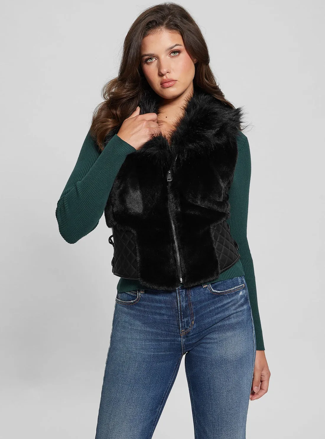 Quick Pull Zipper Black Emma Fur Vest