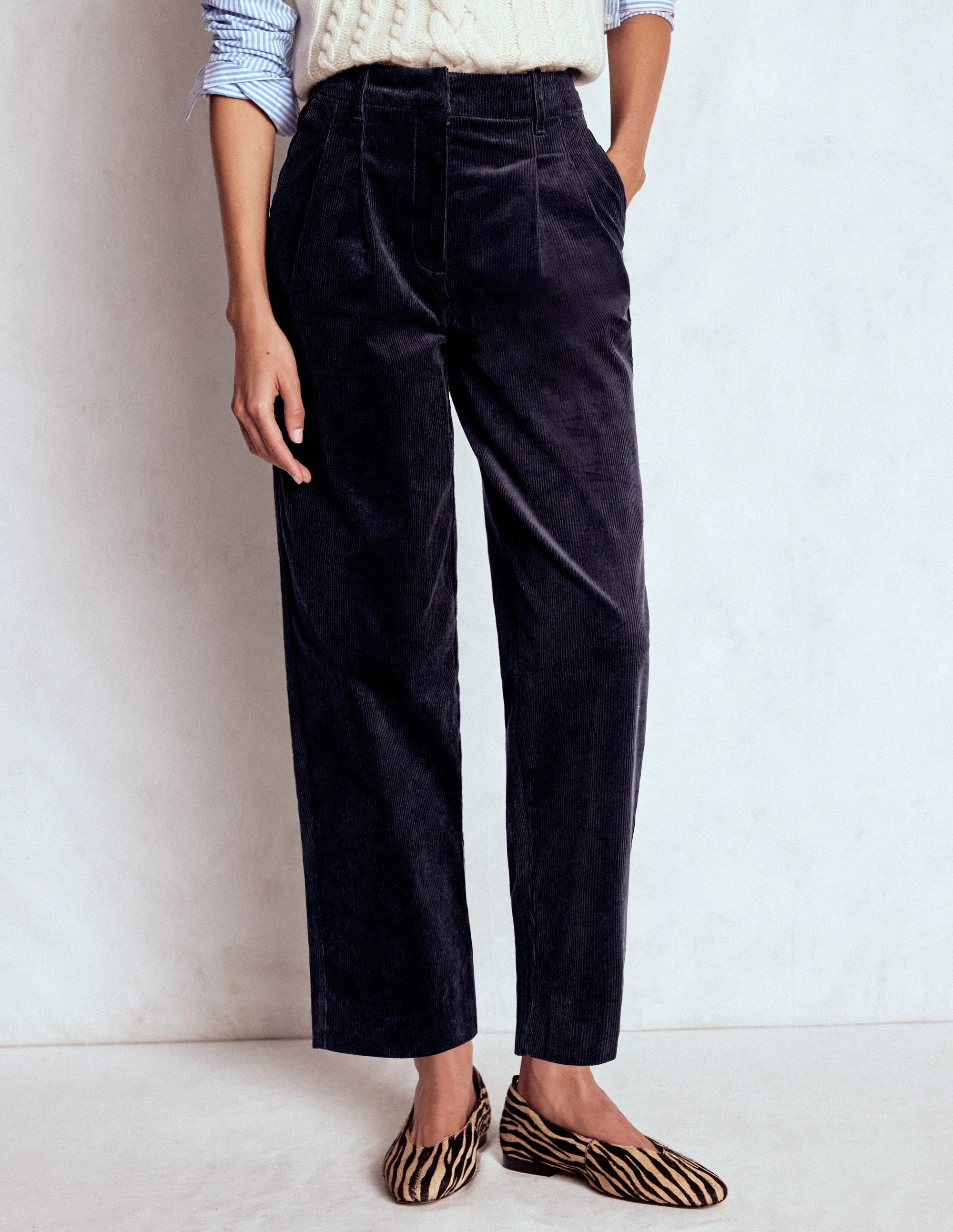 Bloomsbury Cord Trousers-NAVY Comfort Wearable