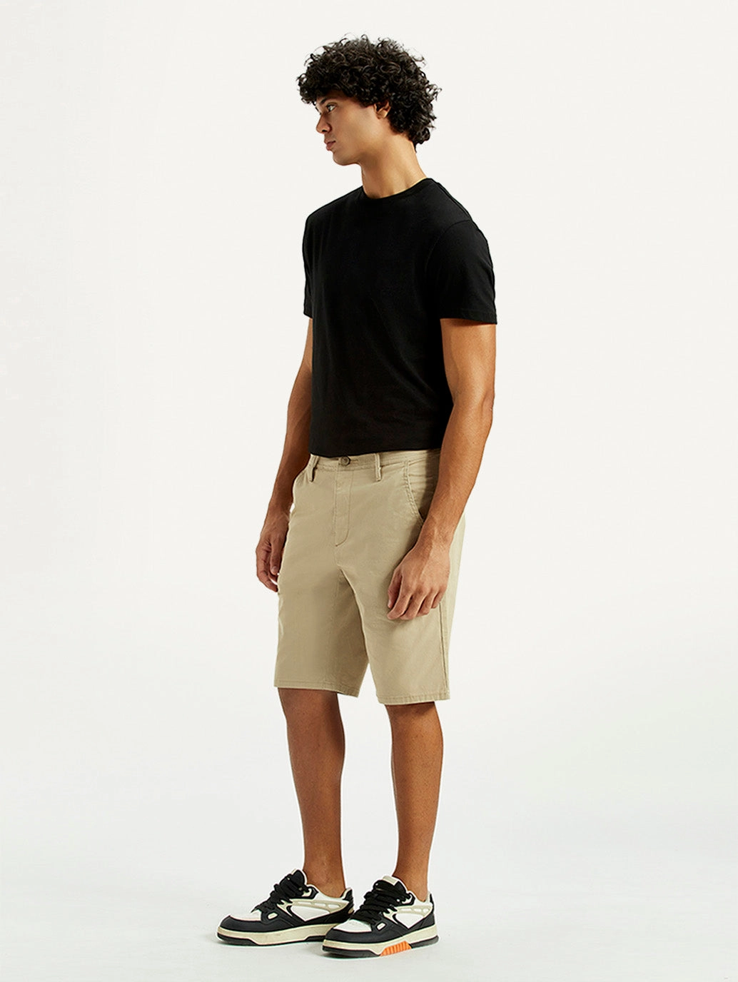 Durable Waistband Men's 541 Khaki Tapered Fit Mid Rise Shorts