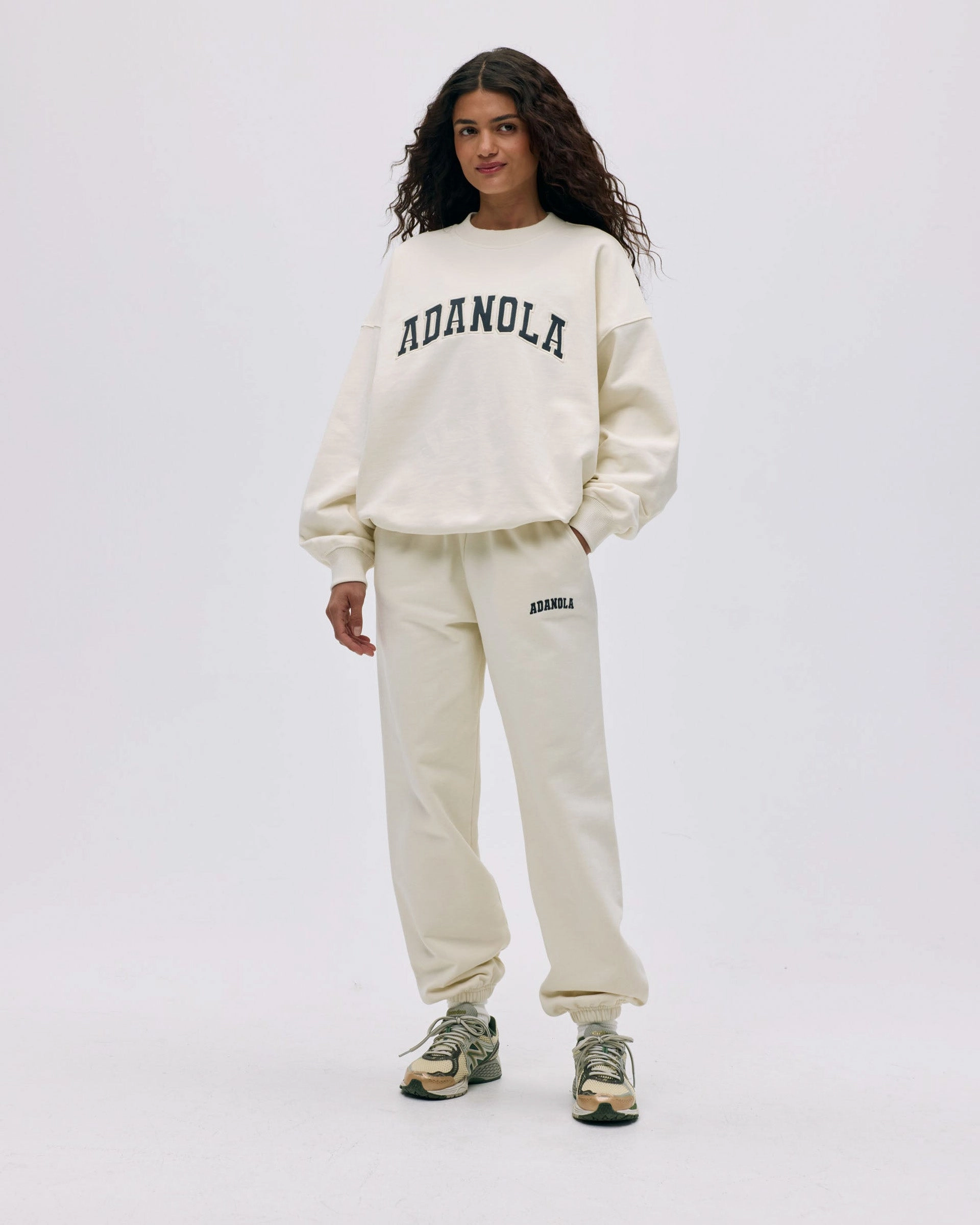 Varsity Sweatpants - Marshmallow White/Midnight Blue Warm design Printed design