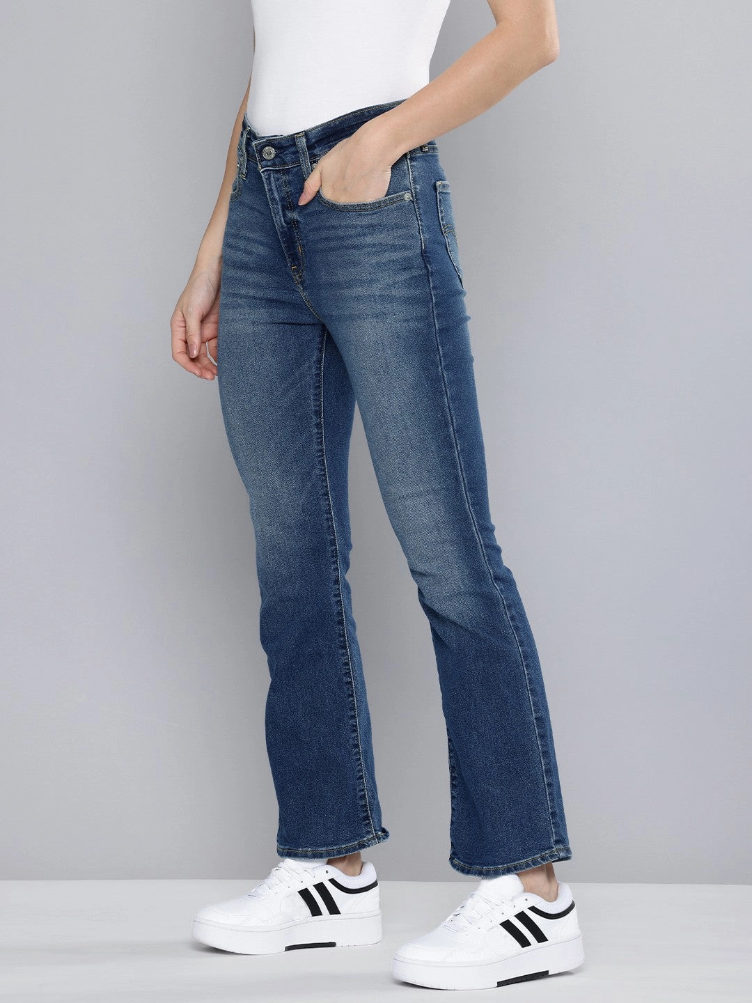 Women's 725 Blue Flared Fit High Rise Jeans Casual Style