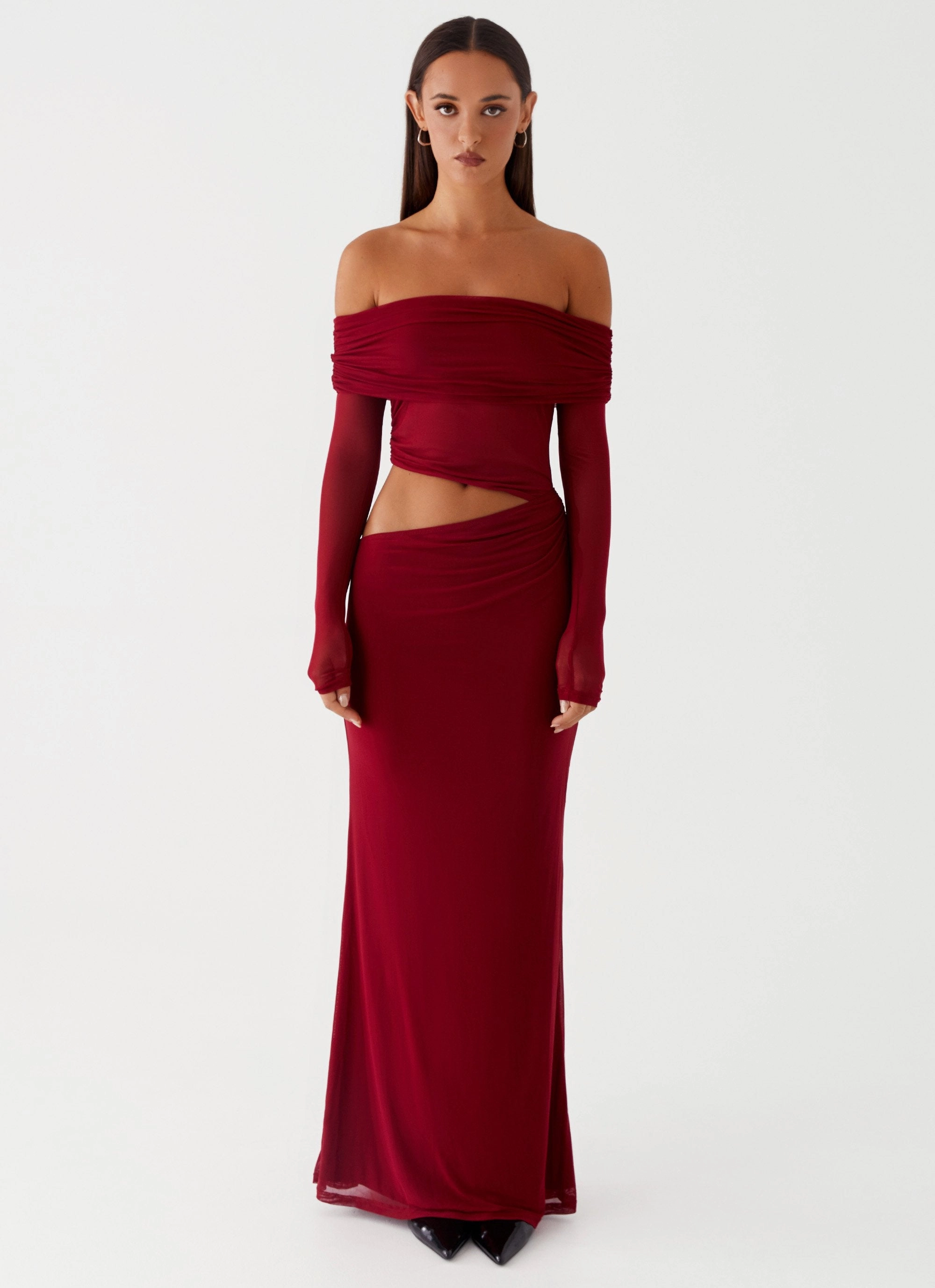 Emery Maxi Dress - Cherry Red Travel piece Neutral Finish