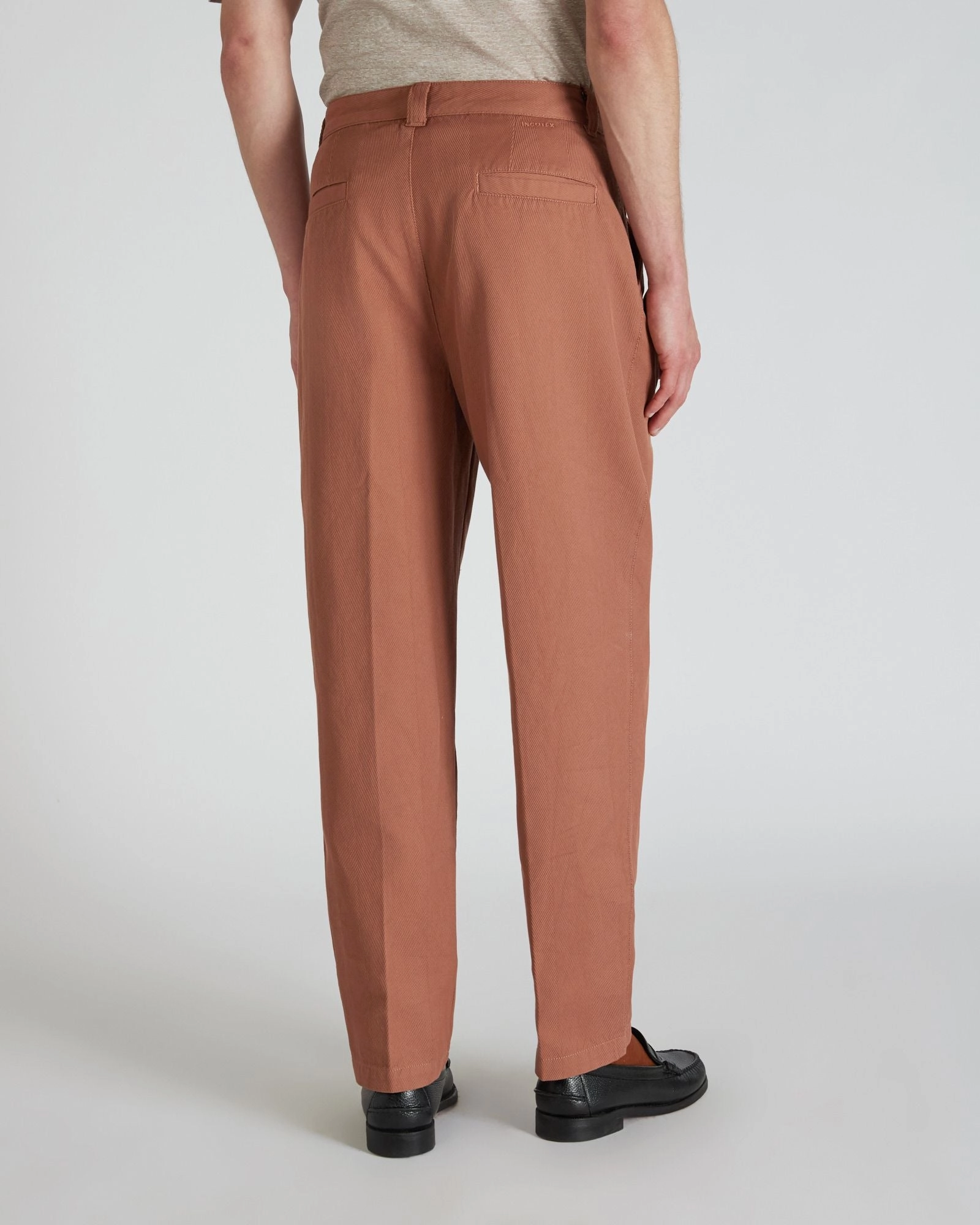 Carrot-fit cotton herringbone trousers Non Restrictive
