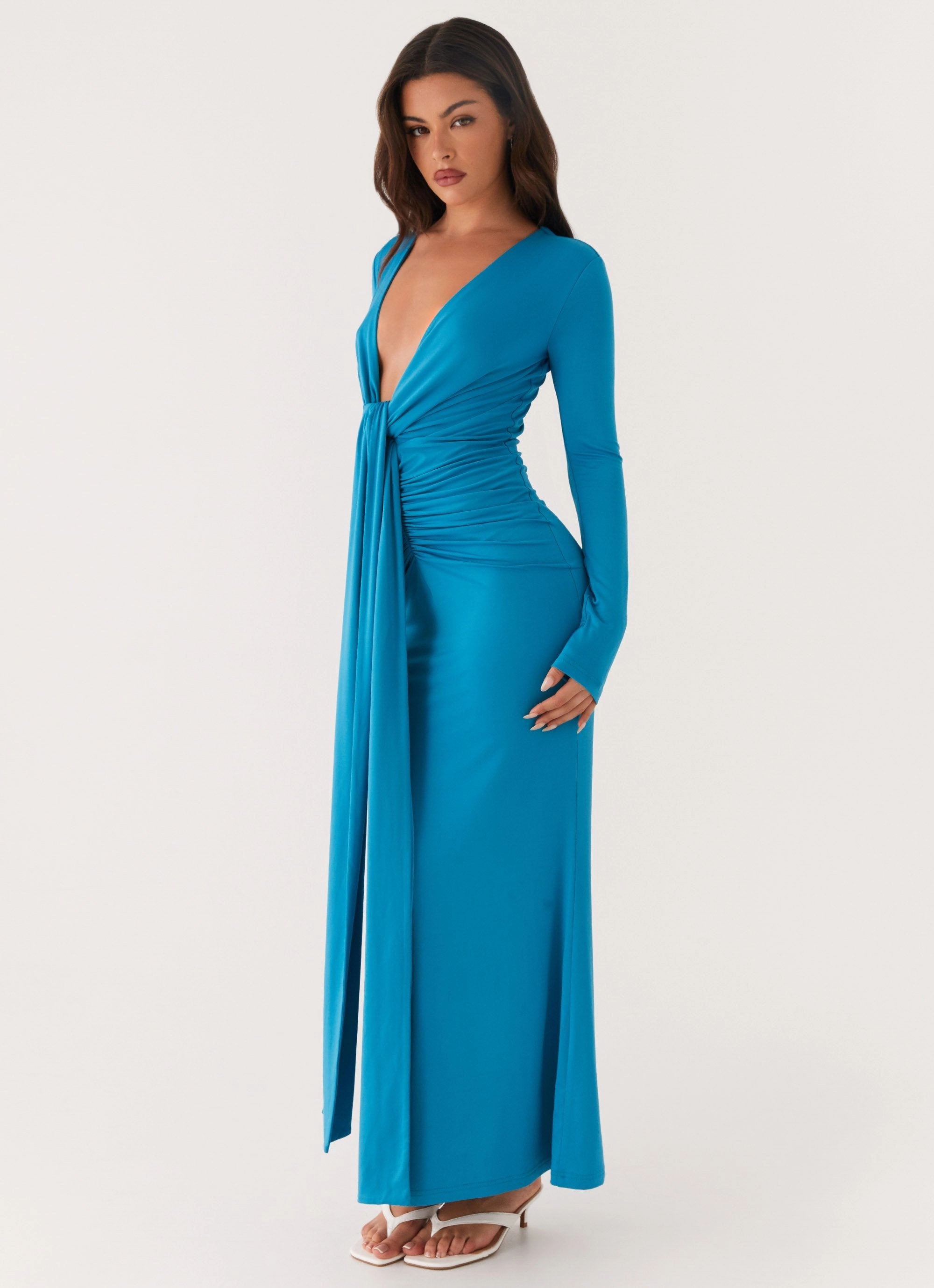 Feminine Structure Sharp Mood Miesha Long Sleeve Maxi Dress - Blue