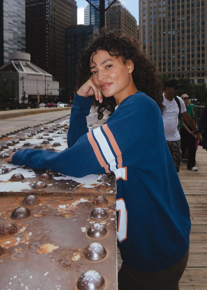 Sleek Comfort Chicago 85 Classic Crew Sweatshirt - Navy