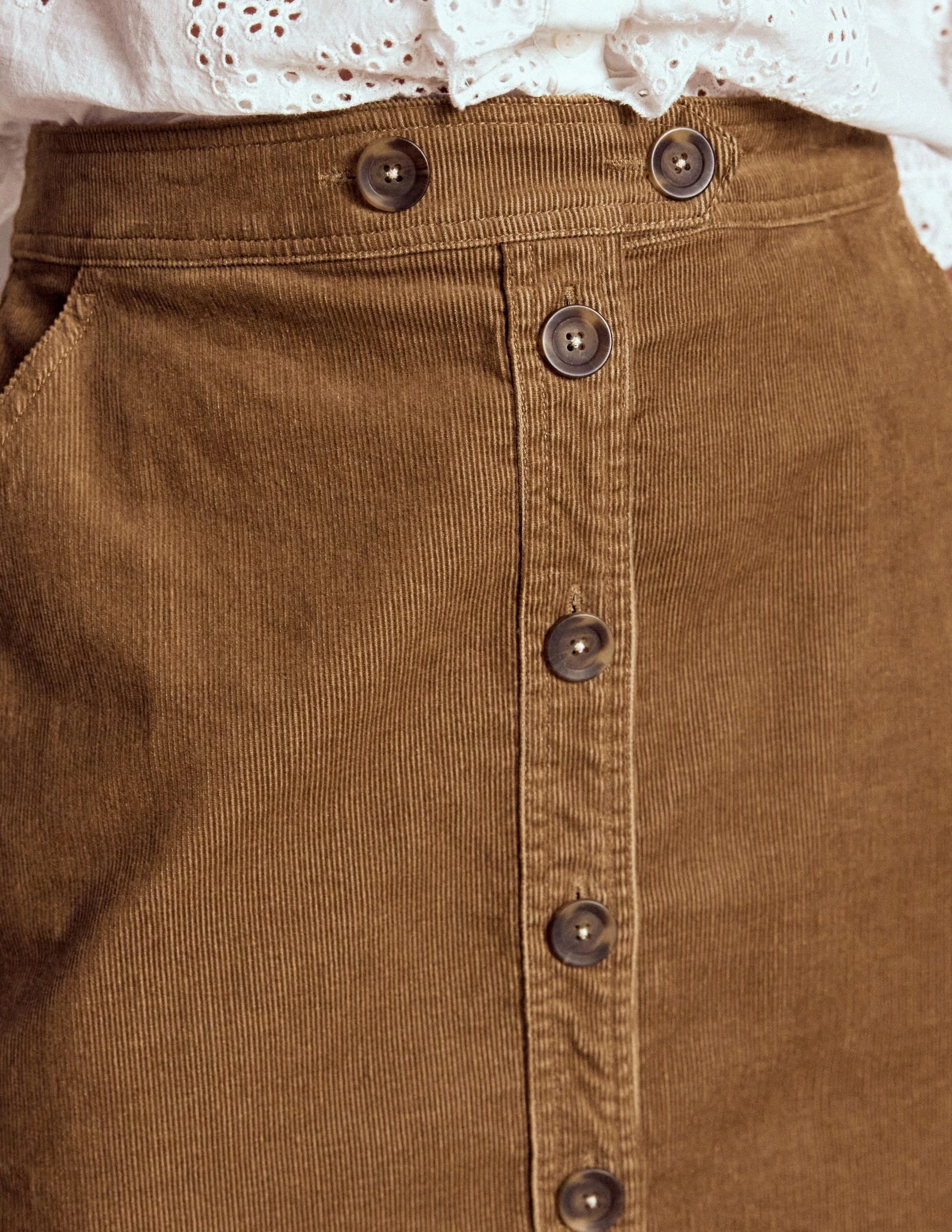 Cecelia Cord Skirt-Latte slim fit