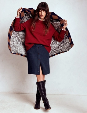 Cecelia Textured Skirt-Navy Simple Outfit