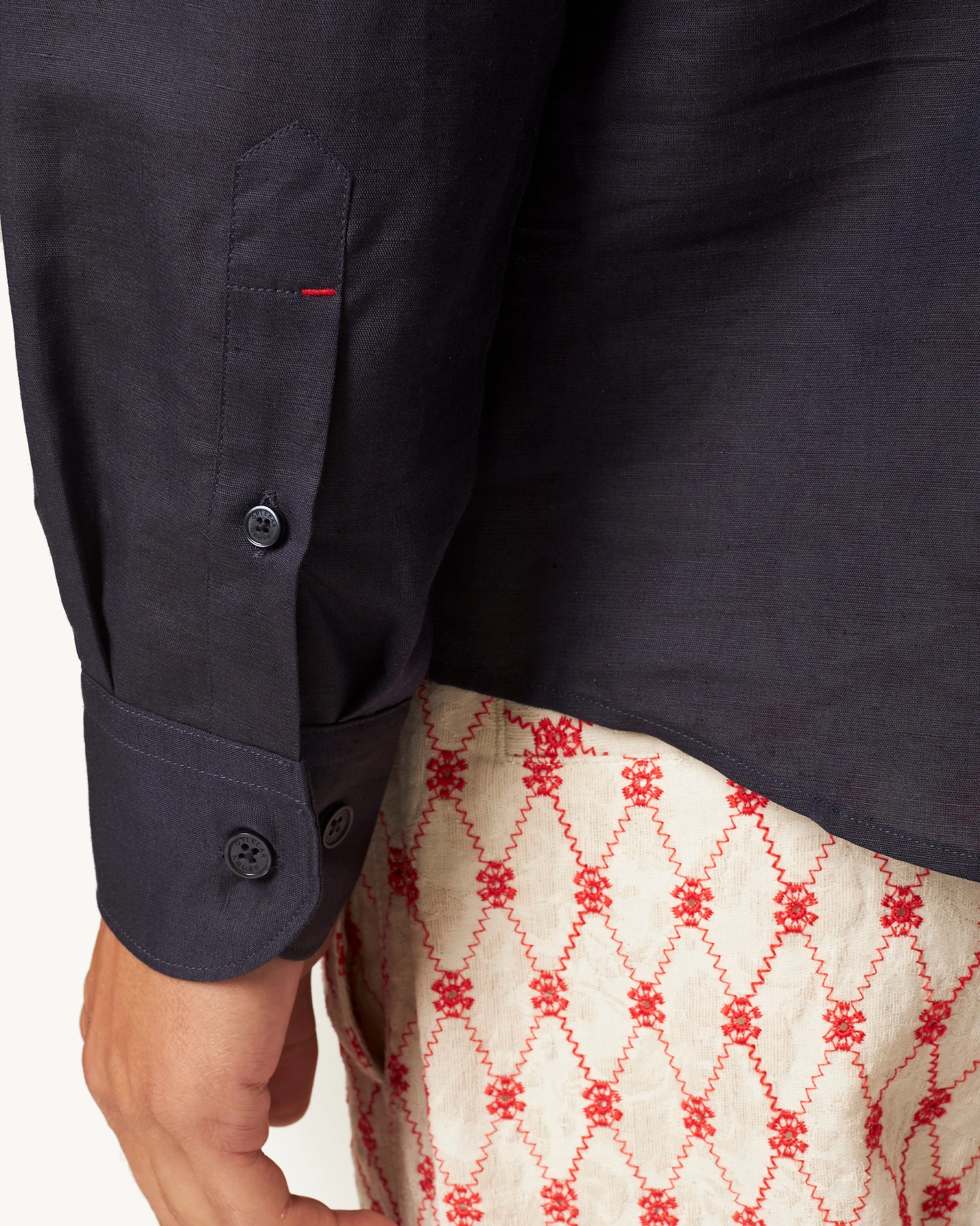 Unisex Option Cesare