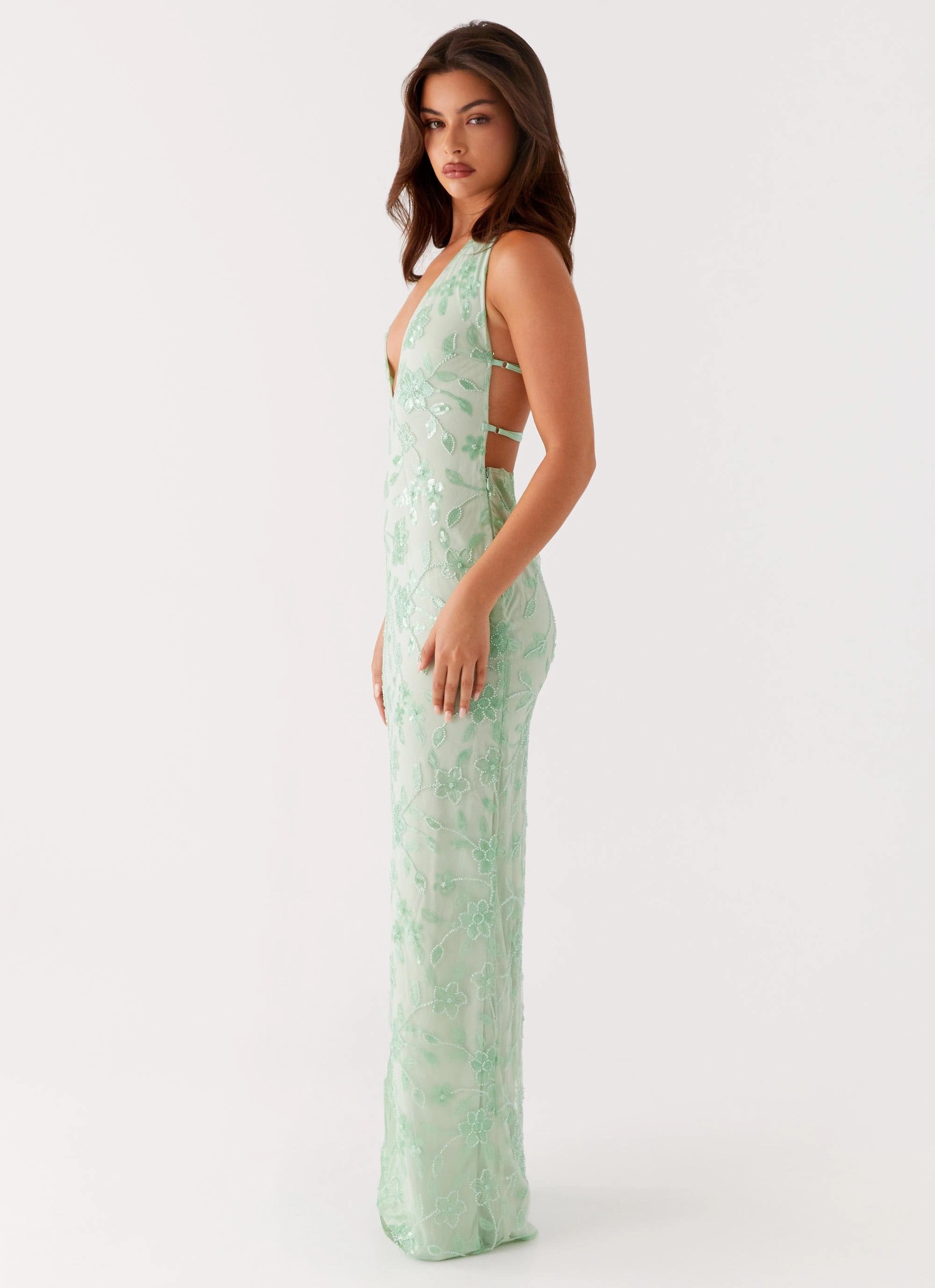 Easy-to-style casual dress Simple Flow Cydney Beaded Maxi Dress - Sage