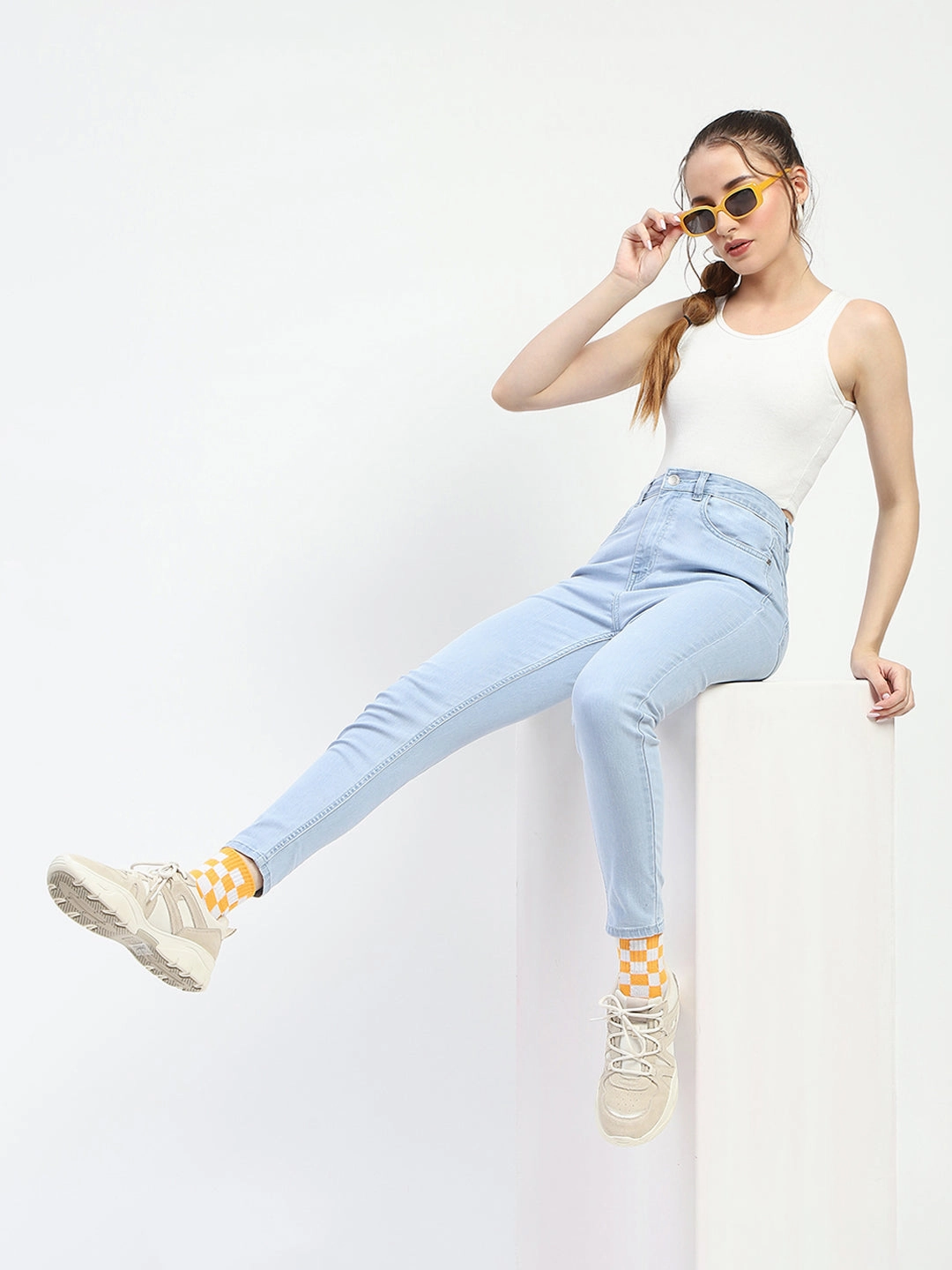 Relaxed Cut Chic Appearance Madame Ice Blue Skinny Fit Cotton Denim Jeans