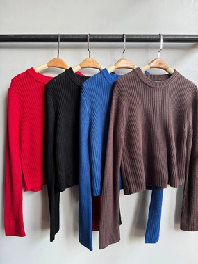 Layered Wear CHILL DAYS Sweater