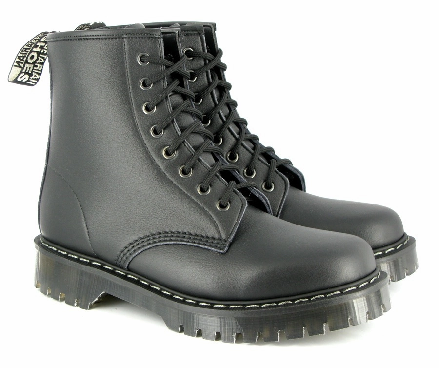 Boulder Boot in Black from Vegetarian Shoes Comfortable toe box