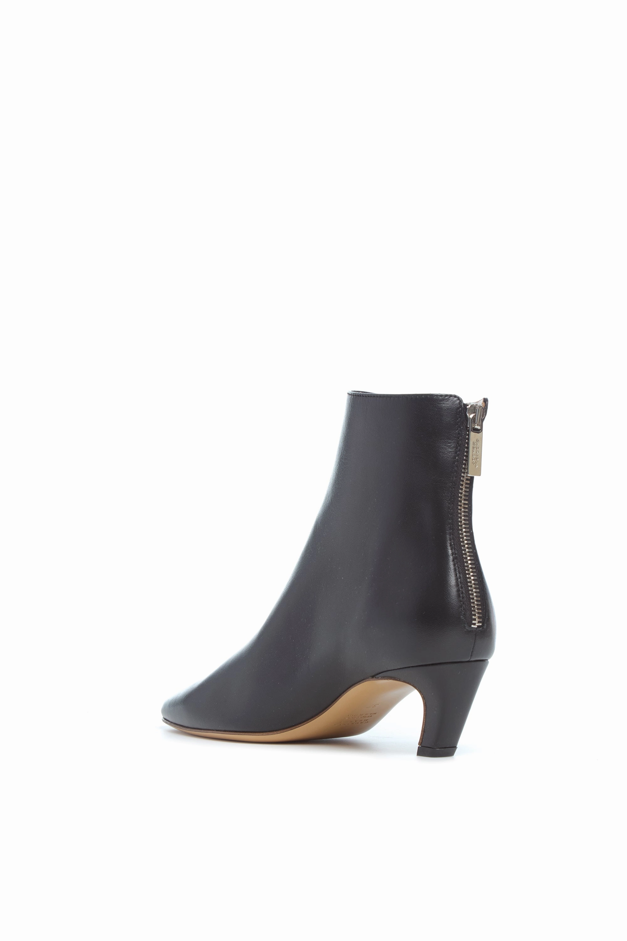 Clayton Ankle Boot in Black Leather Picnic Reinforced Form Work Commute