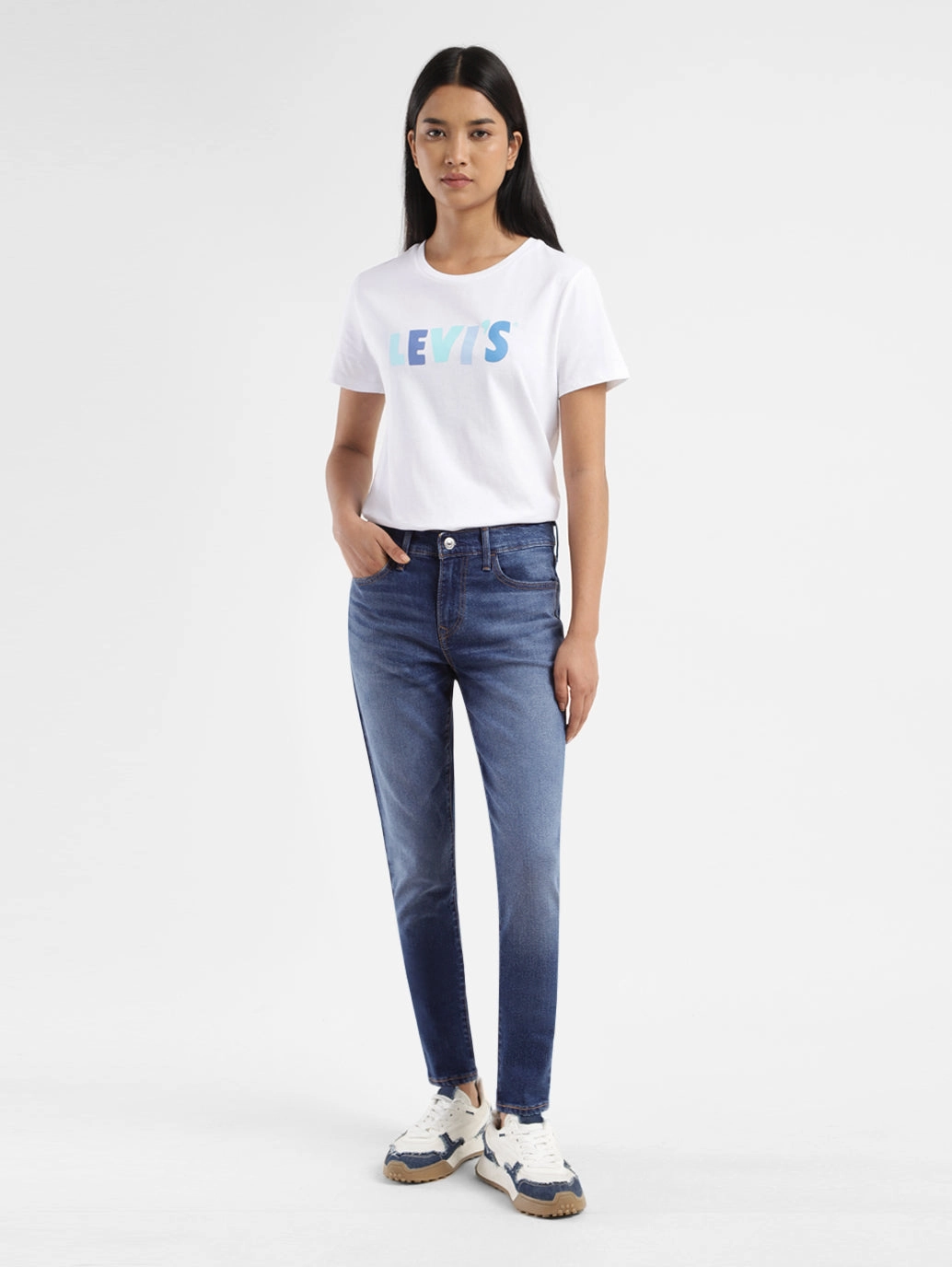 Artist Vibe Premium Light Washed Women's 710 Blue Skinny Fit Mid Rise Jeans