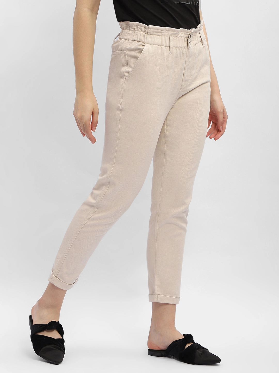 Low Bulk Material Ripstop Texture Madame Ruched Waistband White Trousers