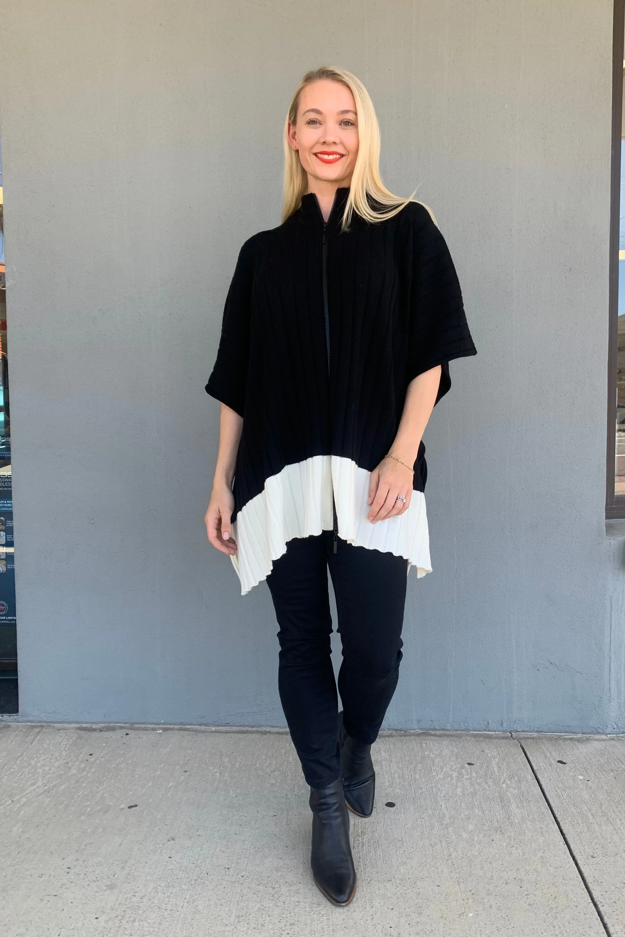 Royal Merino - RM3004 Two Tone Rib Poncho Soft Cover