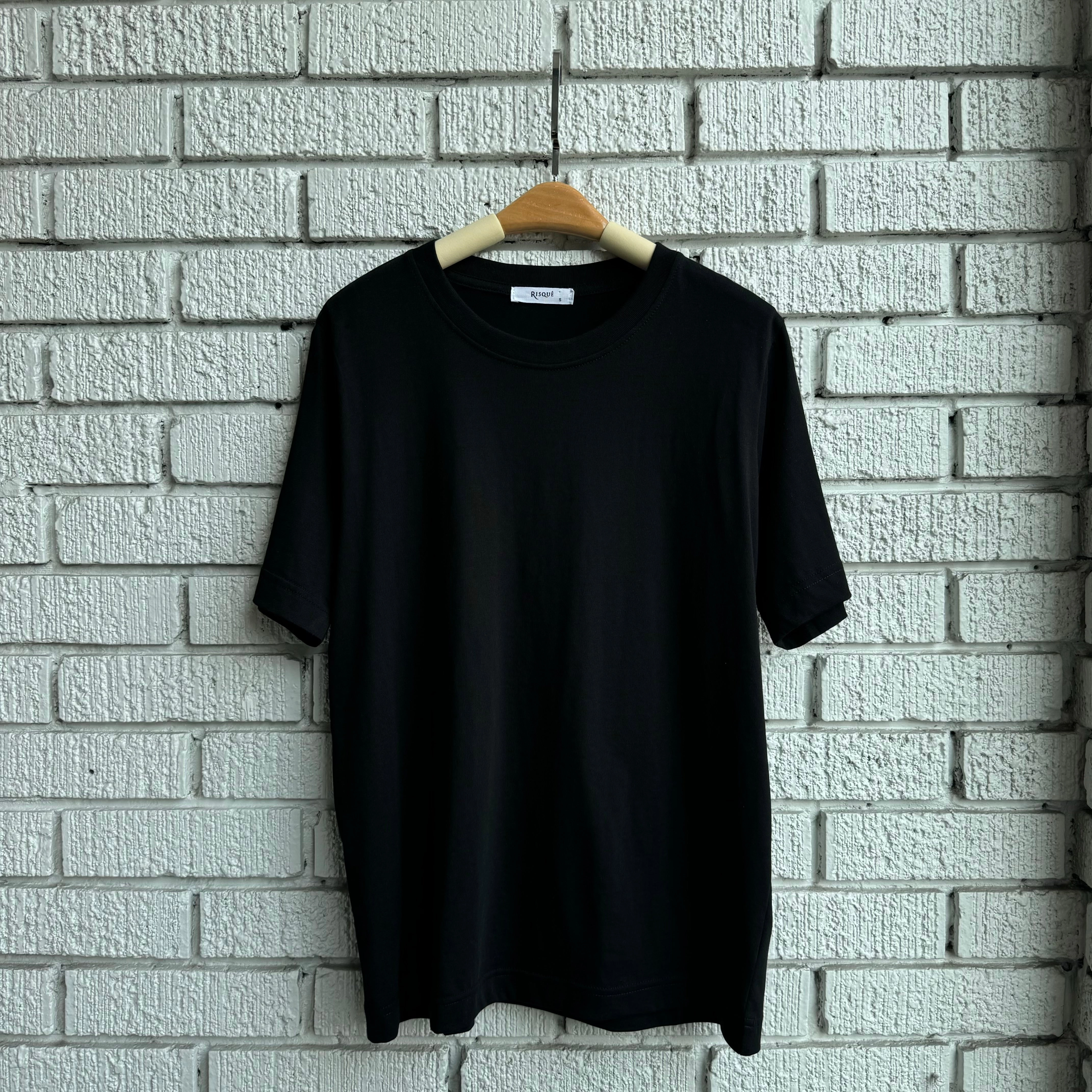 Casual and cool Cozy Comfort Design UNWIND Tee