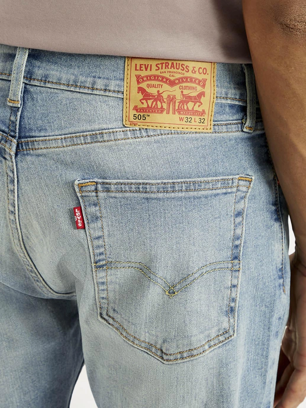 Everyday Look Men's Tinted 505 Light Indigo Straight Fit Mid Rise Jeans