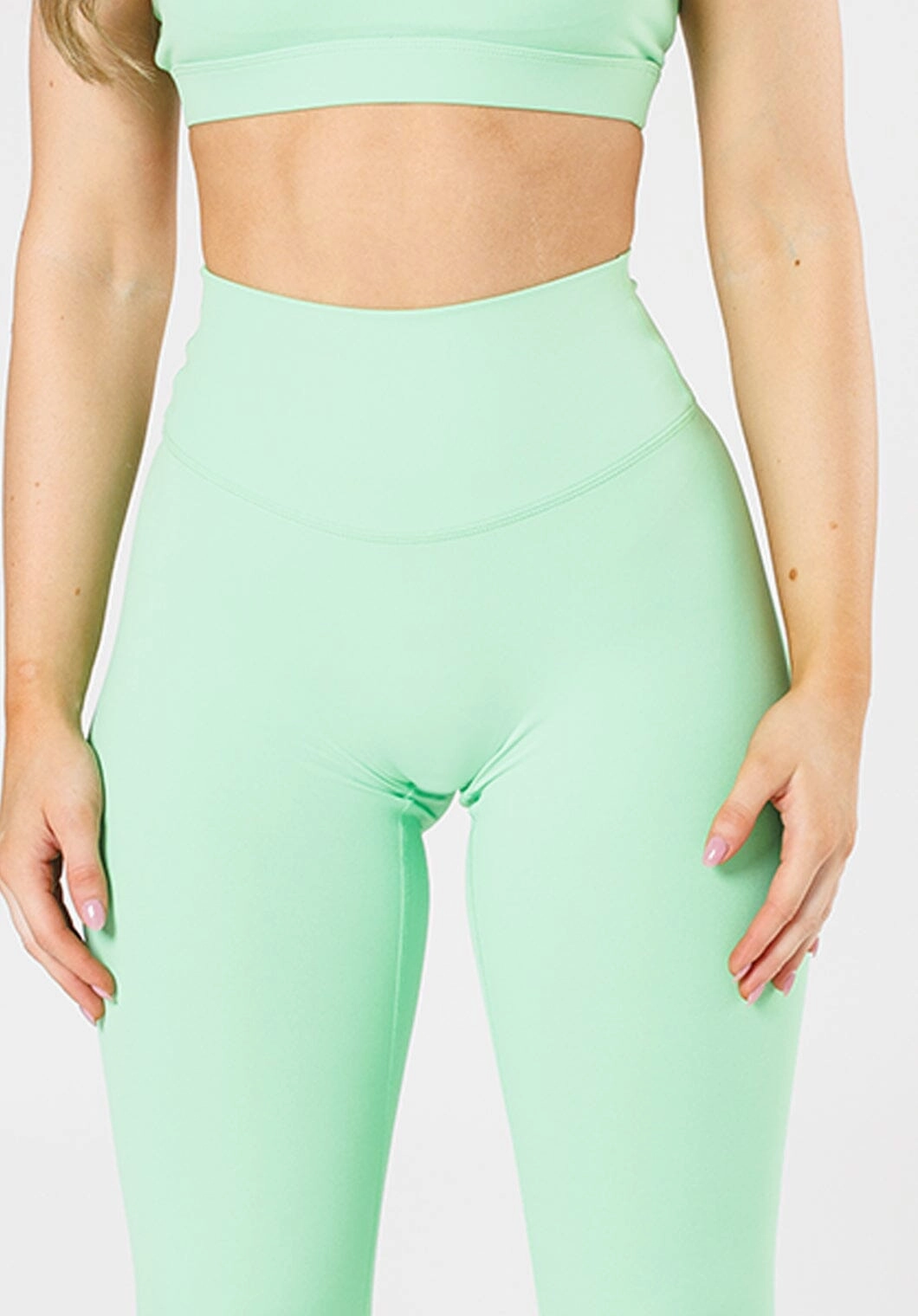 Gusseted Crotch Active Lifestyle Durable Stitch RecStretch Original Sculptseam?  Plus Legging Sour