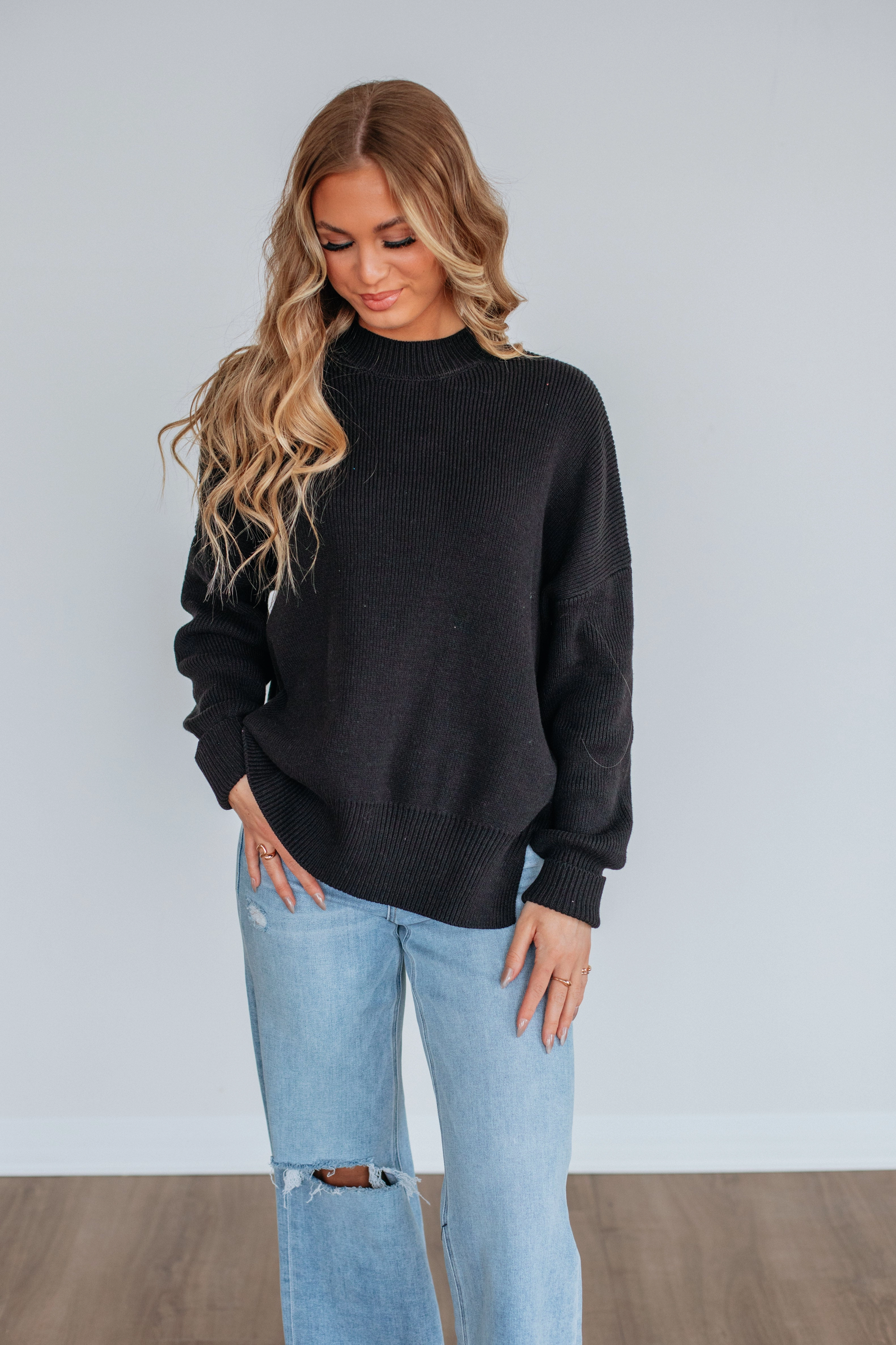 Seasonal Must-Have Relaxed Design Chelsea Mock Neck Sweater - Black