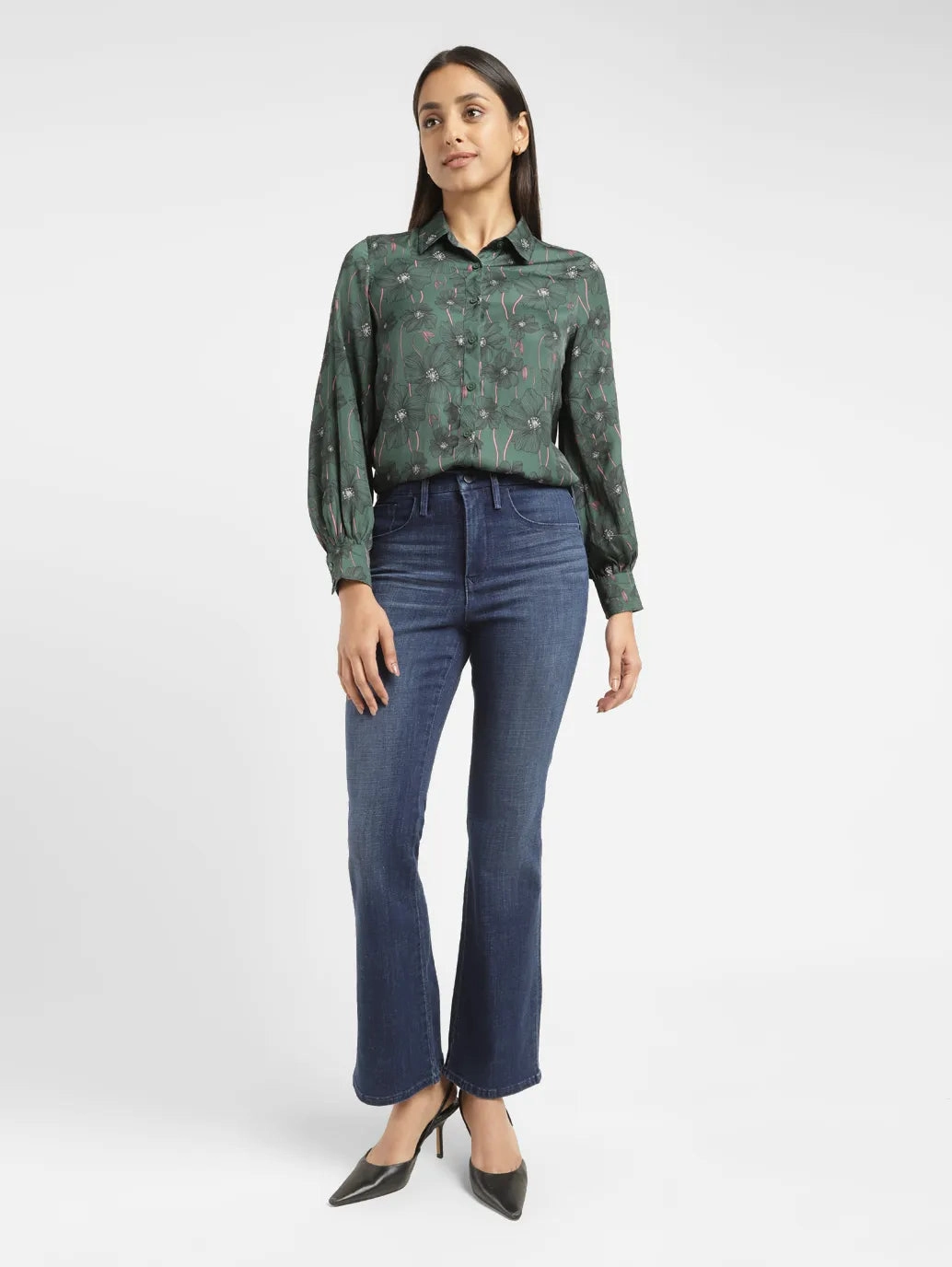 Women's Redloop 725 Blue Flared Fit High Rise Jeans Weekend Style Outdoor Adventure Modern Design