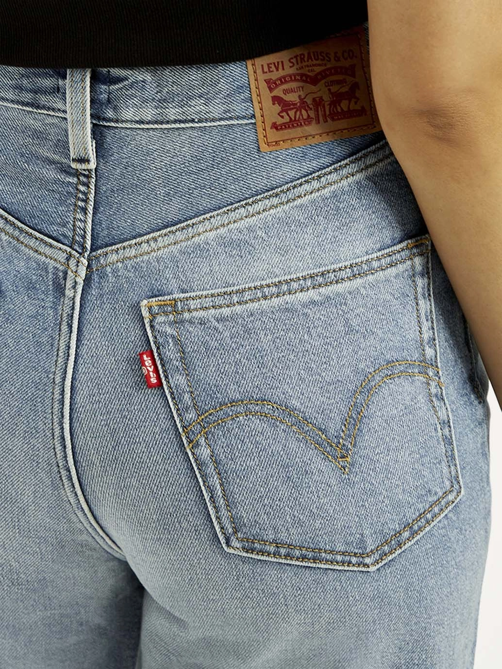 Women's Light Indigo Loose Fit High Rise Jeans Common Wear Low Profile Zipper