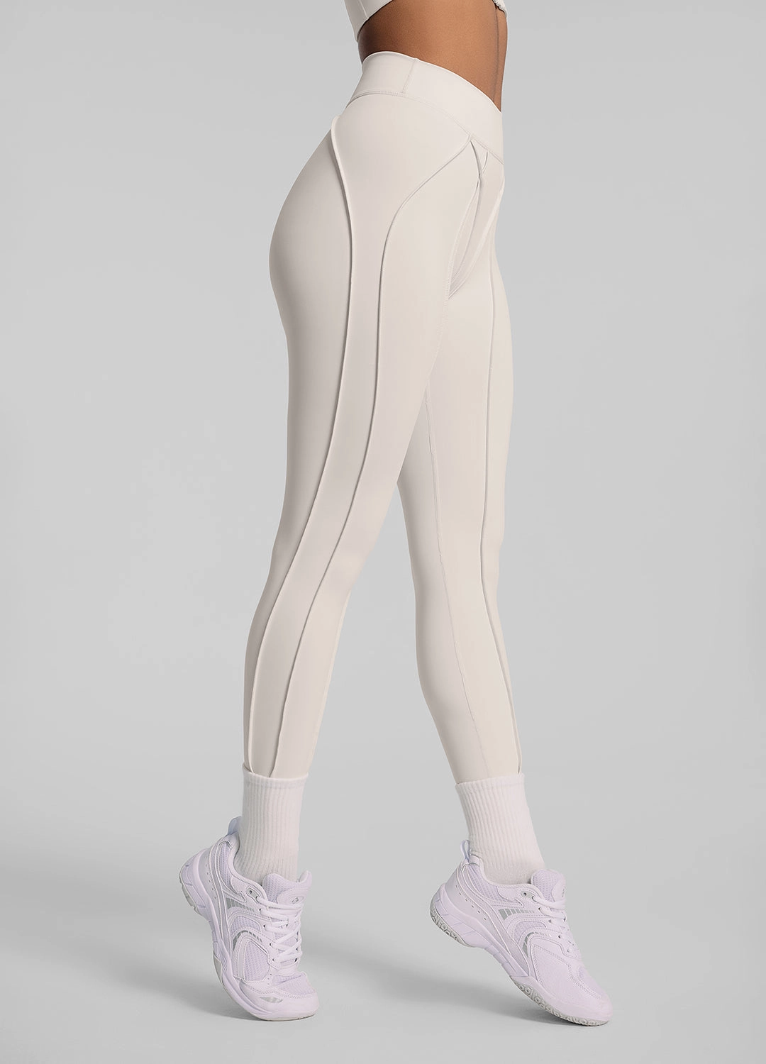 Breathable and Soft Contour Stitch Leggings