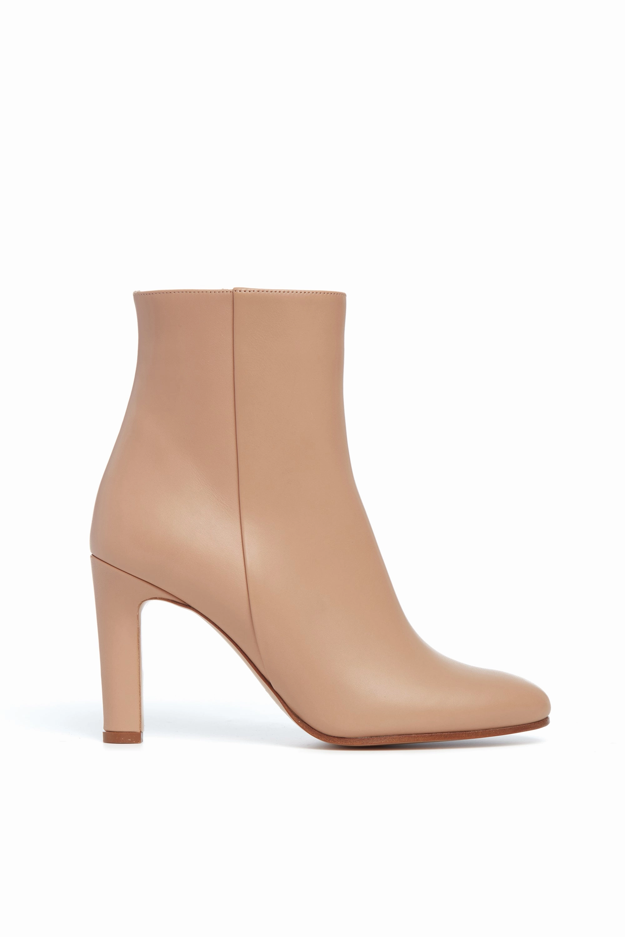 Lila Ankle Boot in Dark Camel Leather Seamless Comfort City Walking