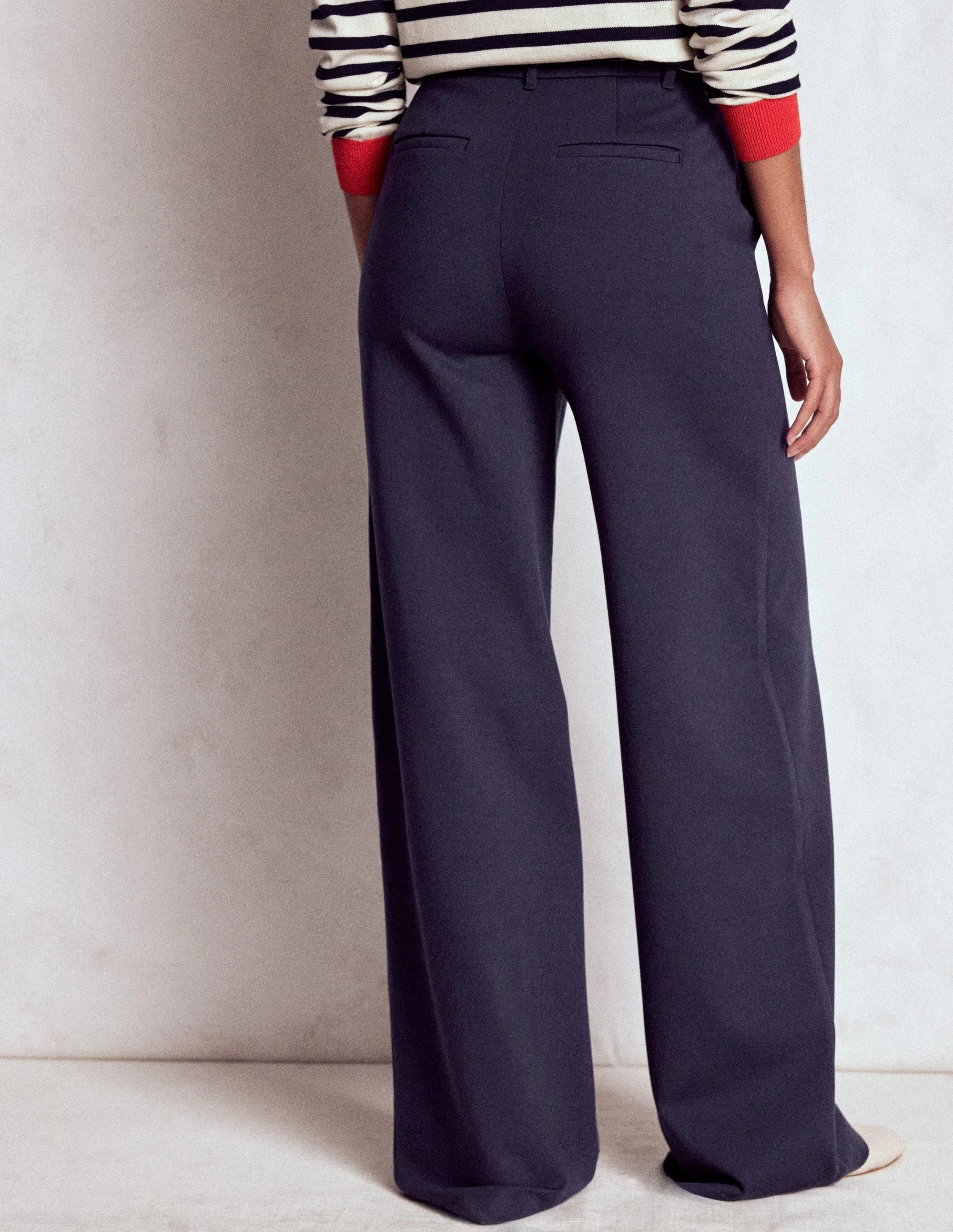 ArticulatedJoints Comfy Material Belgravia Ponte Trousers-Navy