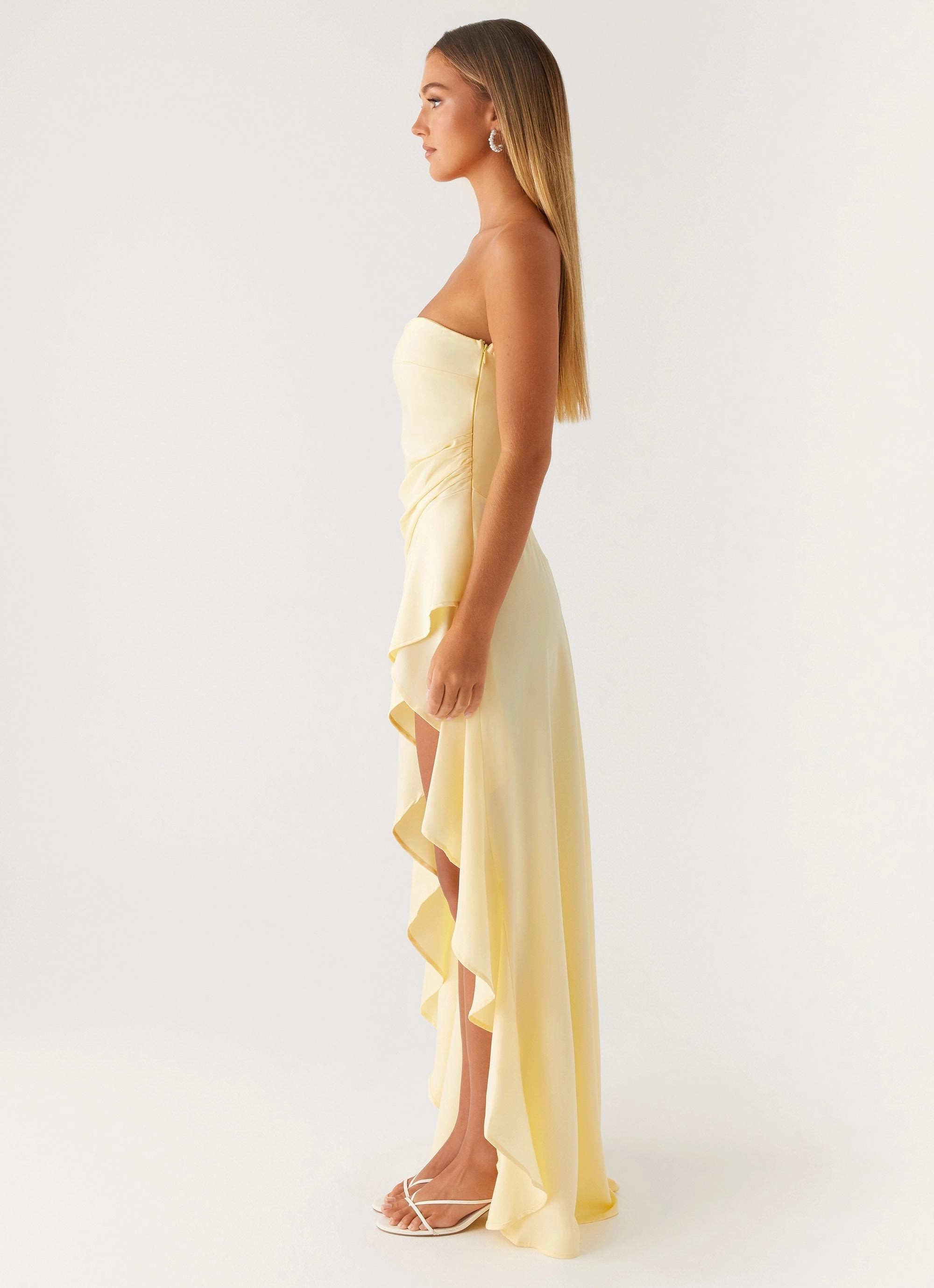 Effortless Piece Minimalist Waistband Bodie Maxi Dress - Pastel Yellow