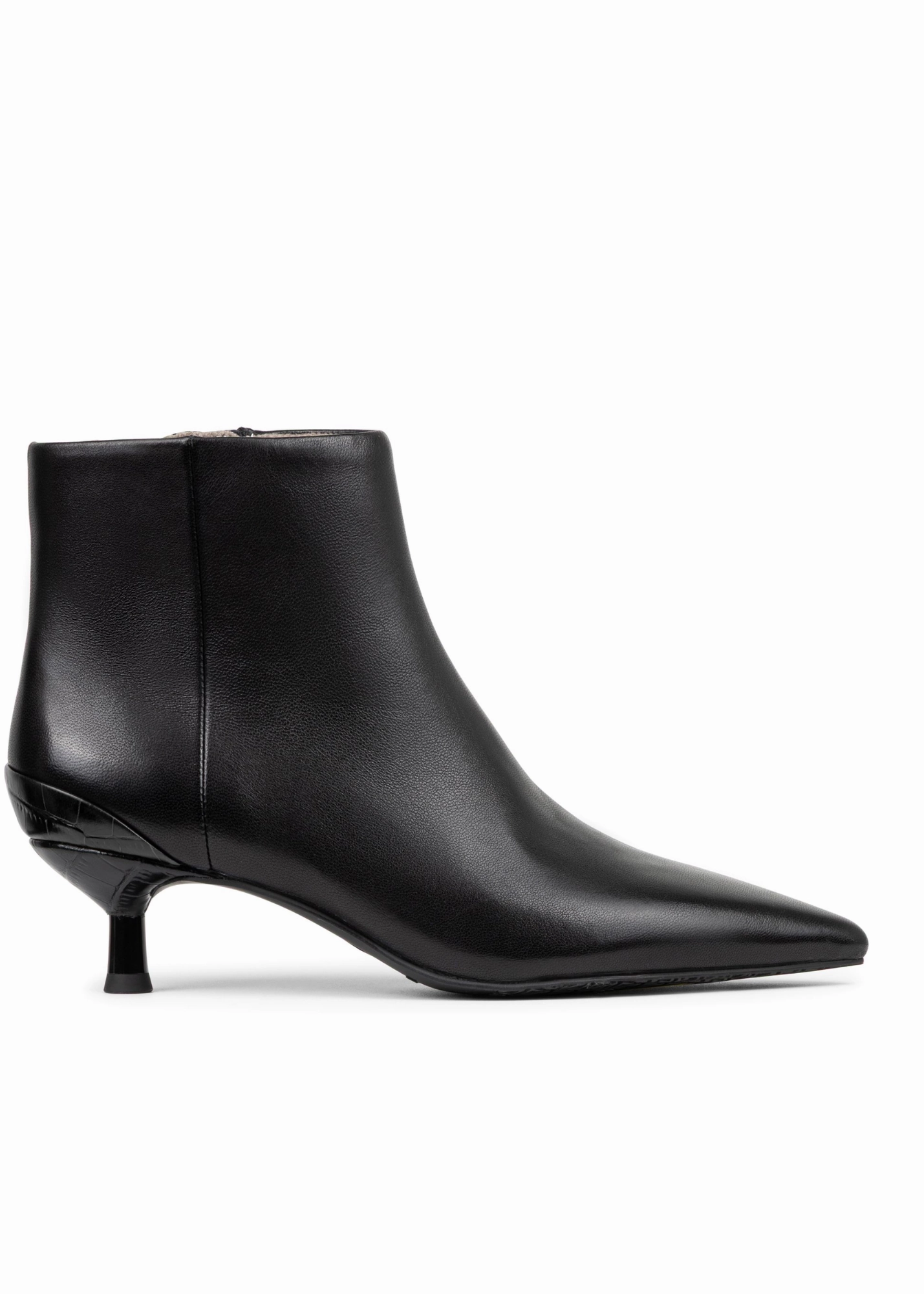 Donald Pliner Dazha Bootie synthetic material Durable Shell All Day Worker