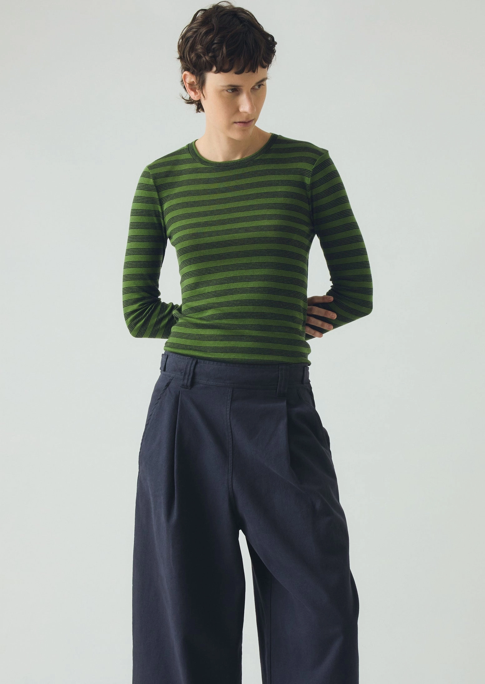 Anti Static Fabric Agnes Stripe Wool Lyocell Tee | Peridot Green/Black