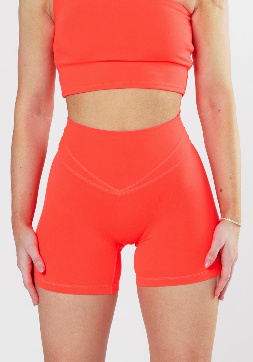 Slim Comfort Fit Polyester shorts Reluna Icon Sculptseam? Plus Short 5?? Hibiscus