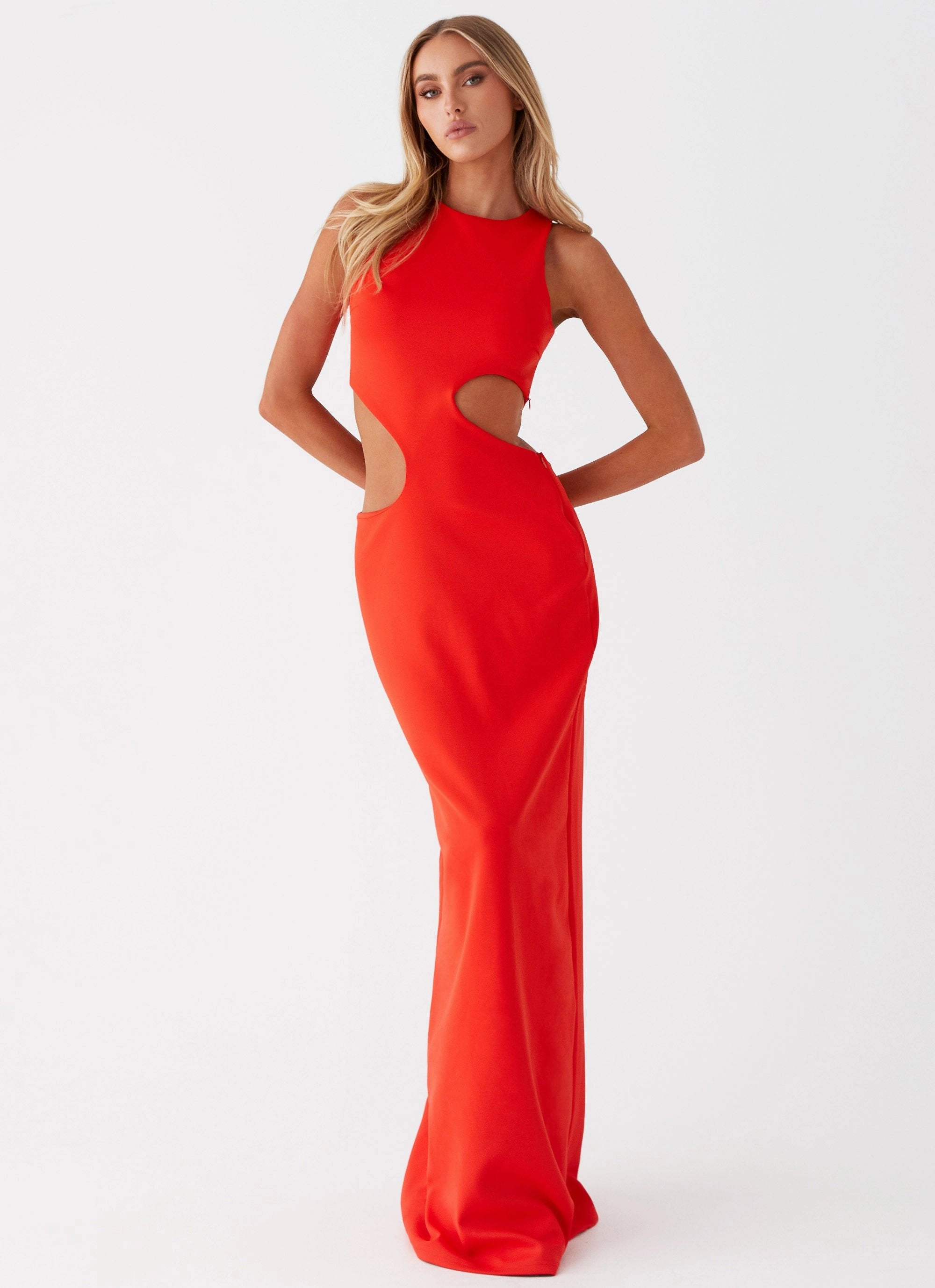 TearResistantFabric bold appearance Vaeloria Maxi Dress - Red