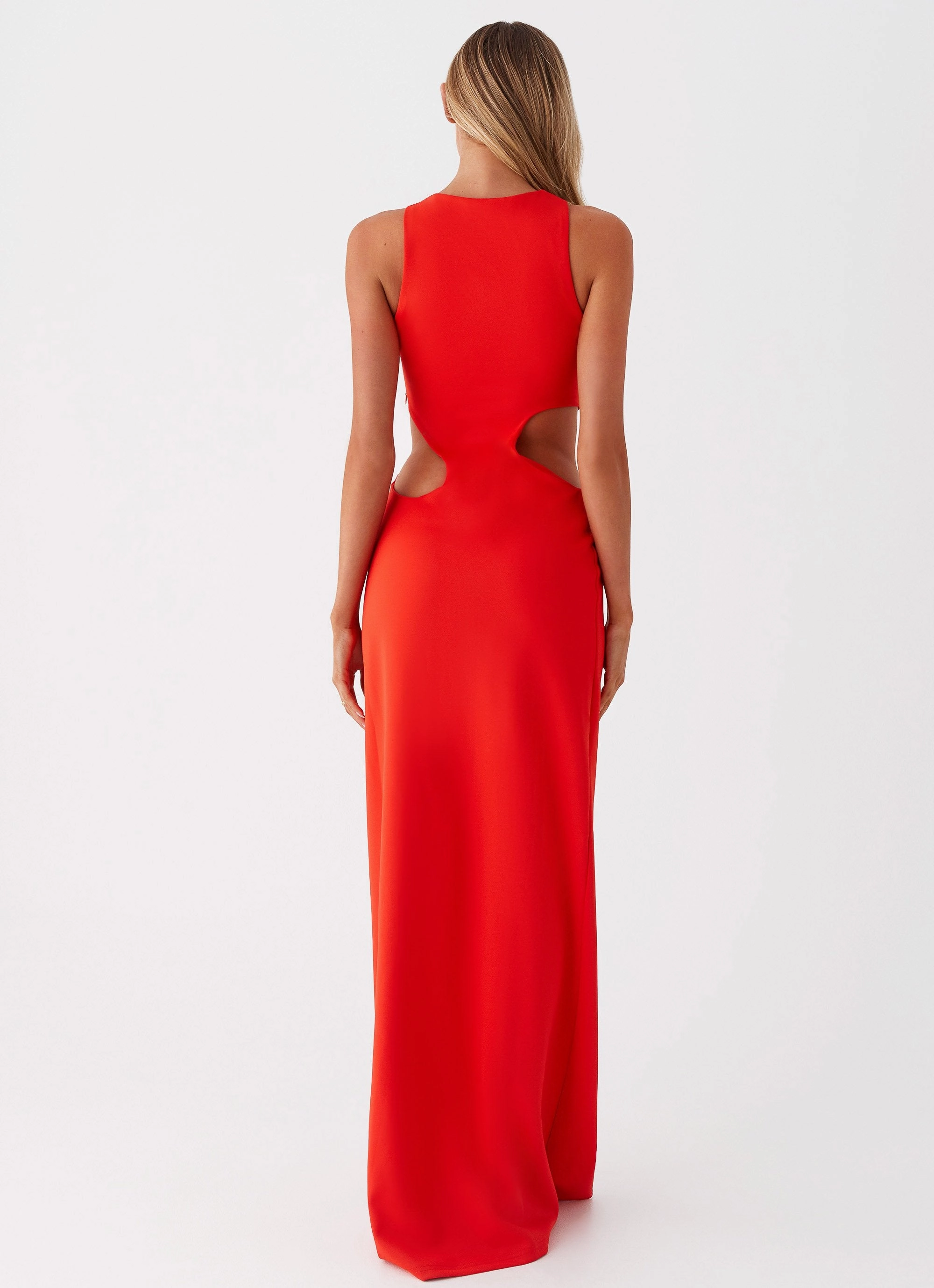 Dance Night Vaeloria Maxi Dress - Red